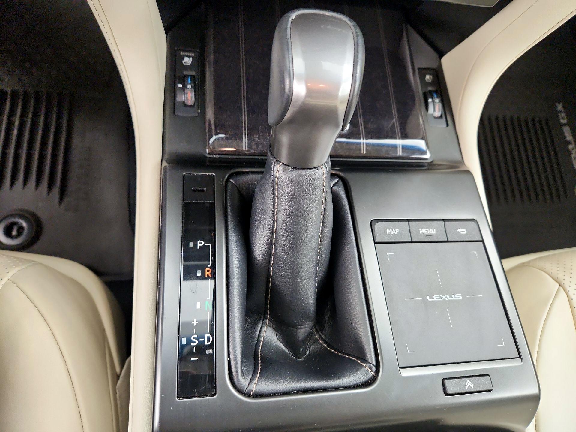 Thumbnail: 2023 Lexus GX - 17