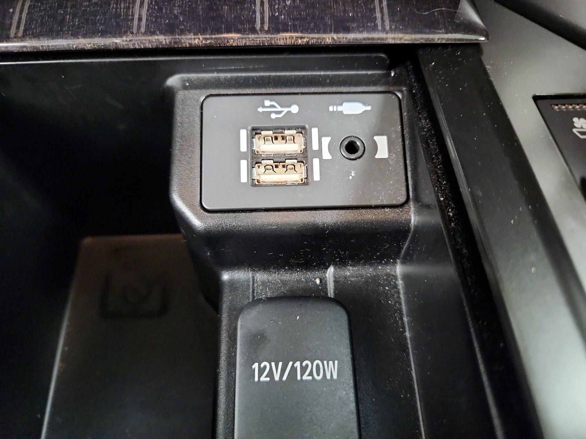 Thumbnail: 2023 Lexus GX - 18