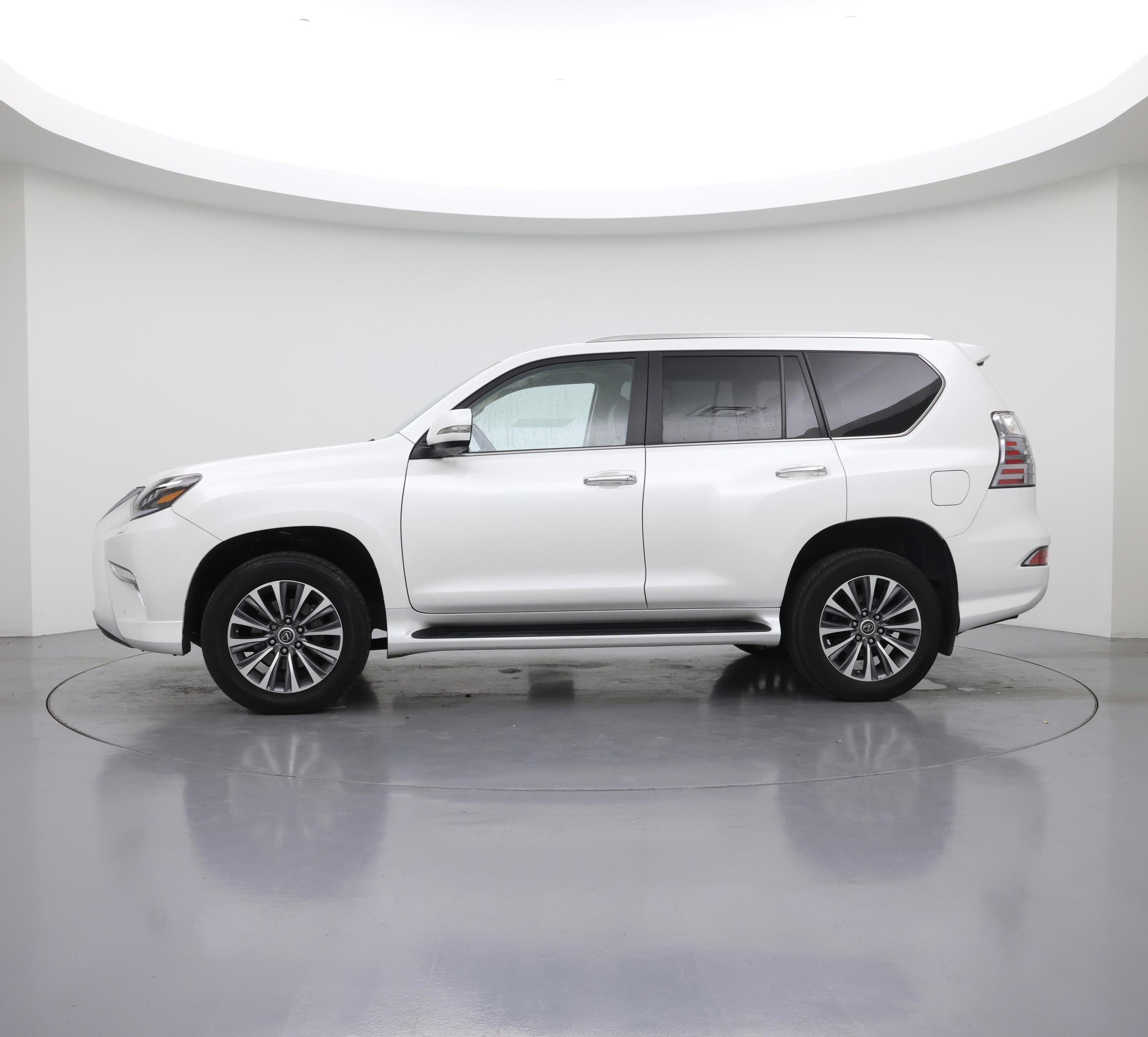 Thumbnail: 2023 Lexus GX - 3