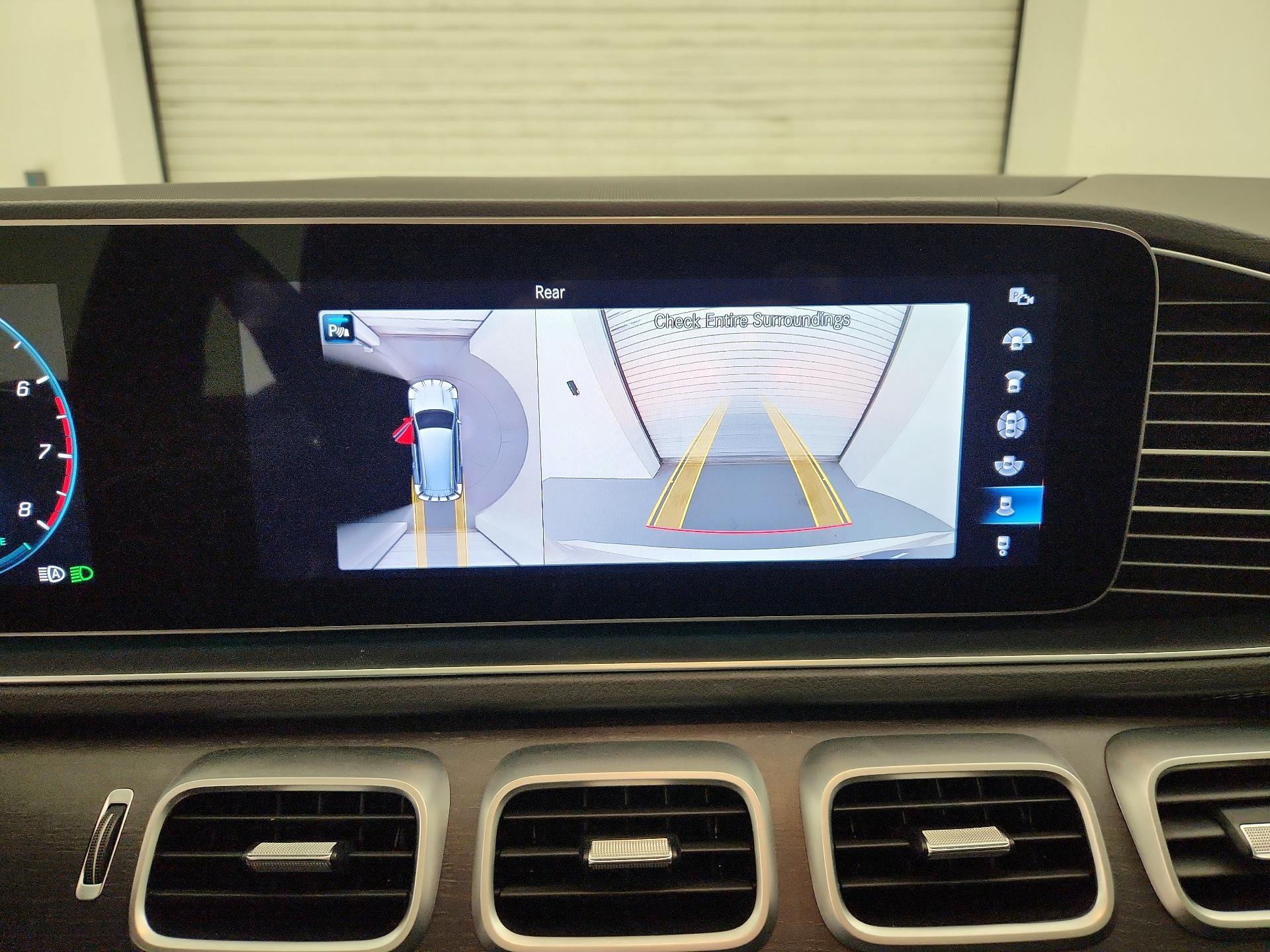 Thumbnail: 2021 Mercedes-Benz GLS - 15