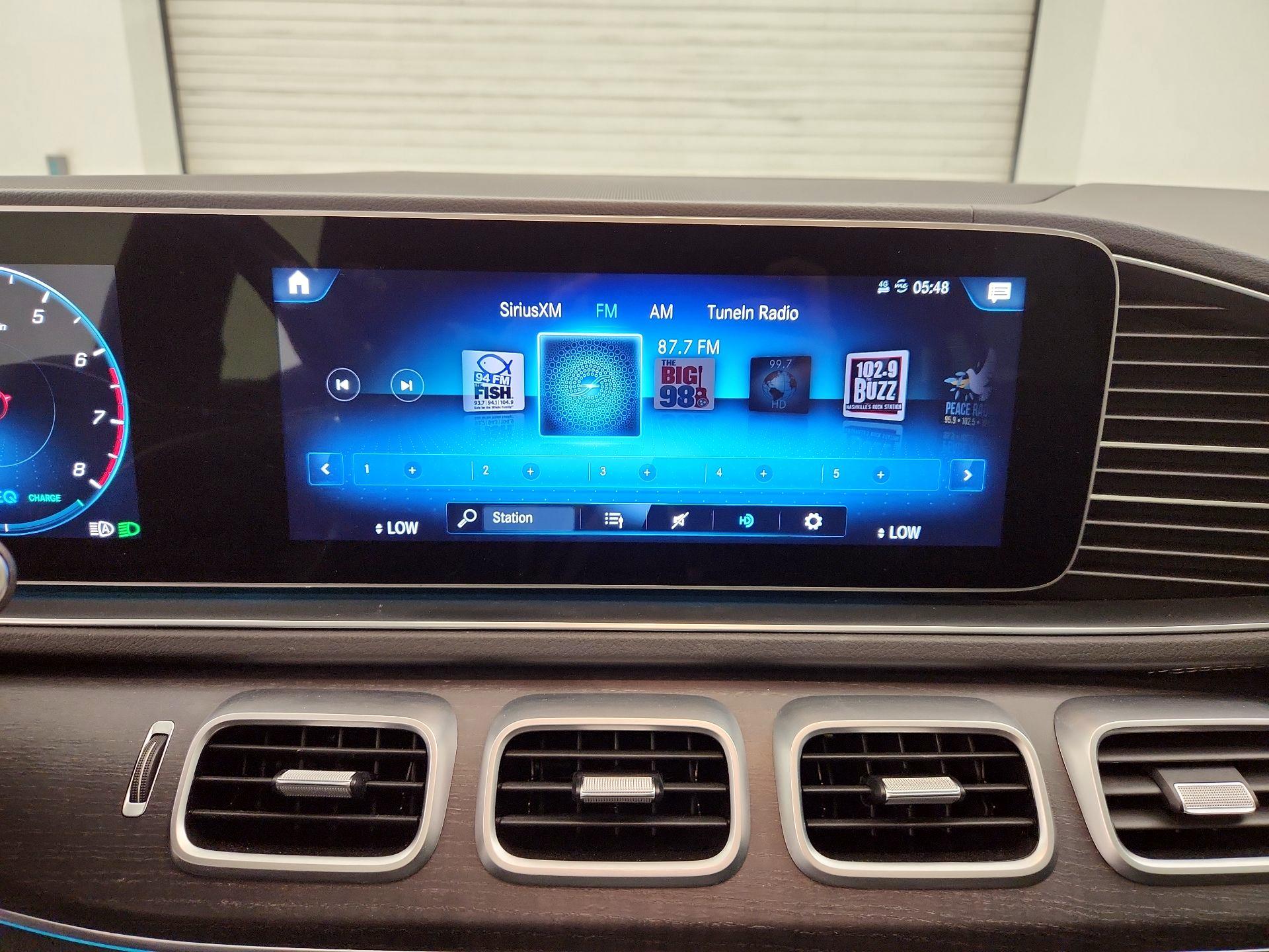 Thumbnail: 2021 Mercedes-Benz GLS - 16