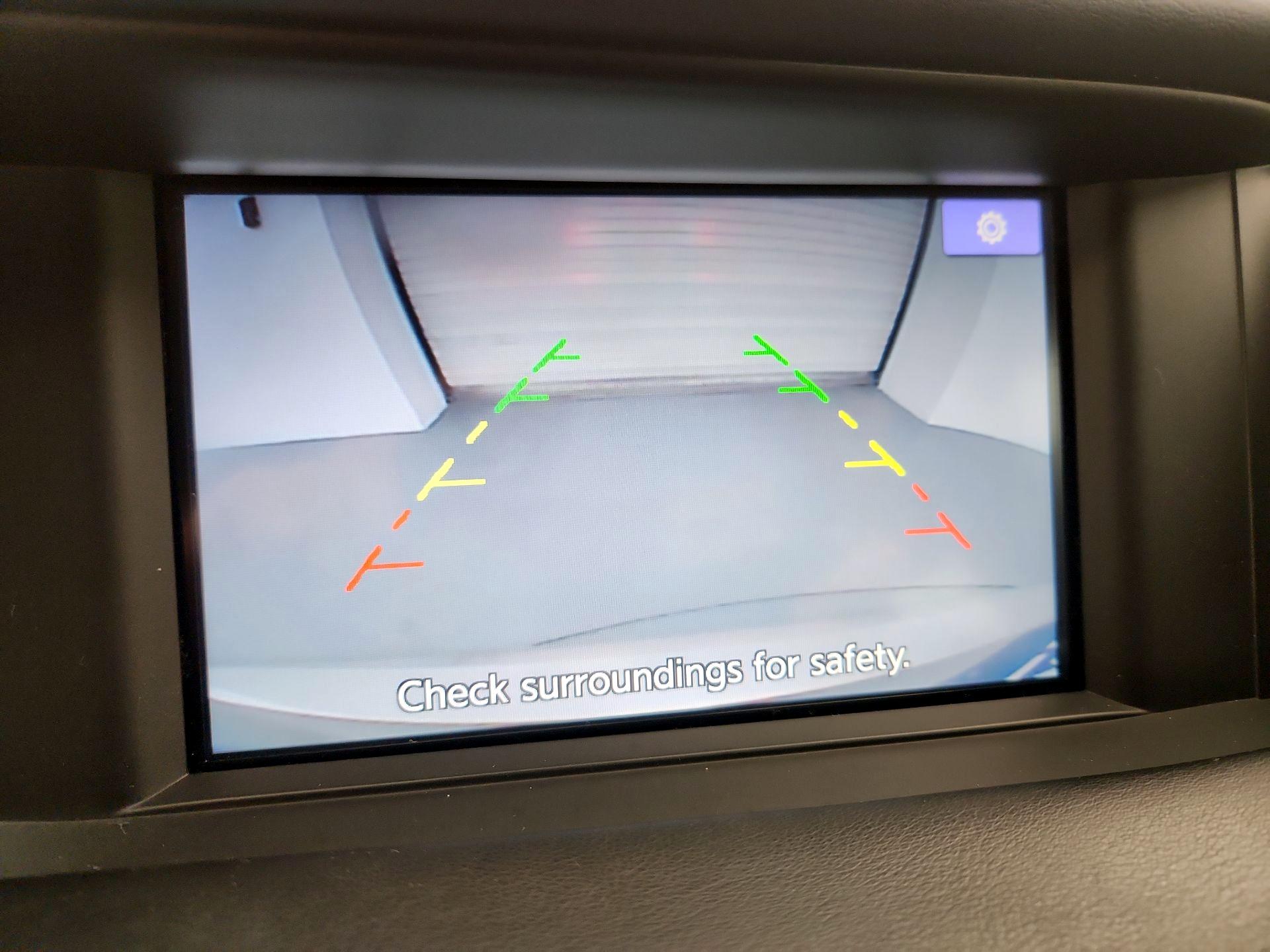 Thumbnail: 2017 INFINITI QX30 - 14