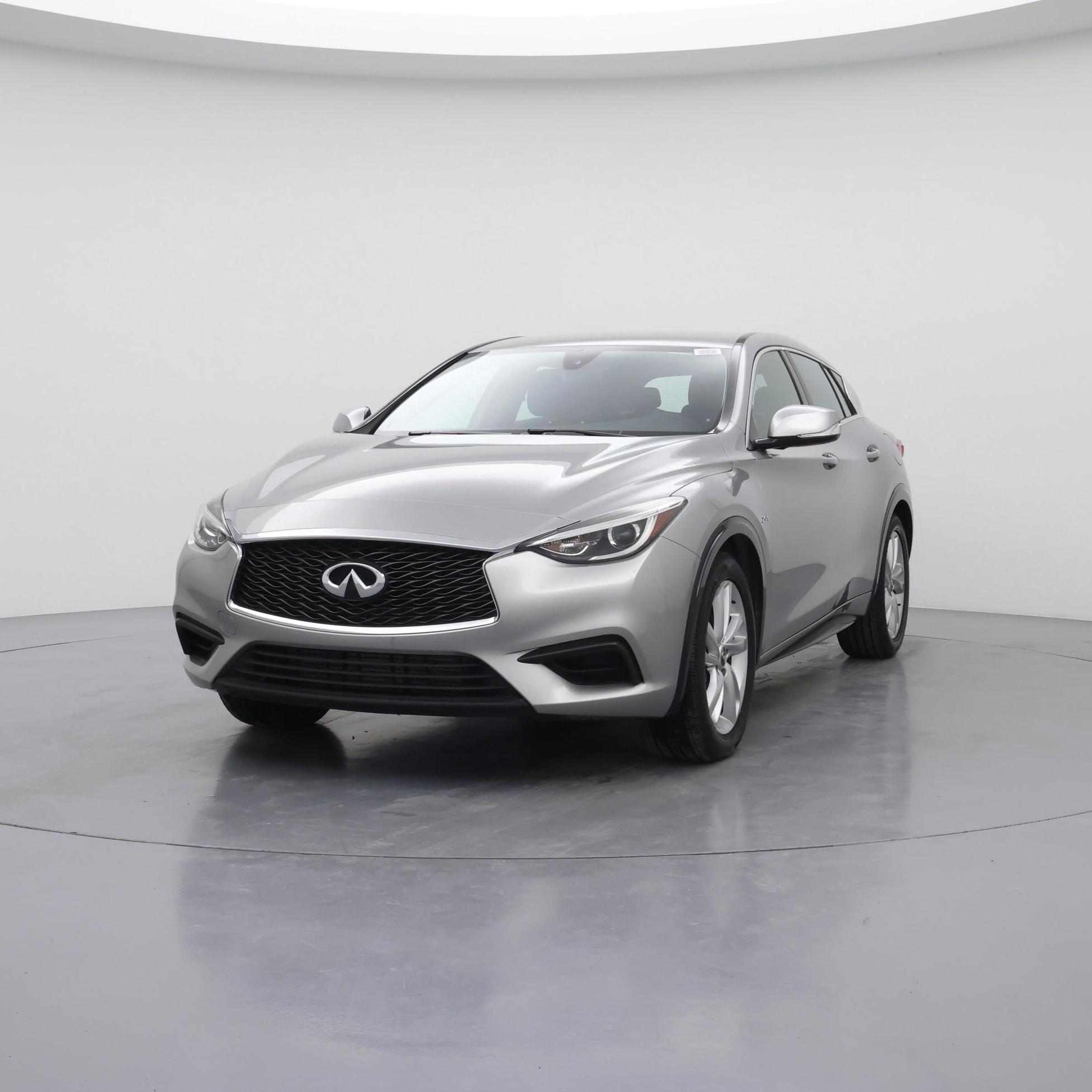 Thumbnail: 2017 INFINITI QX30 - 4