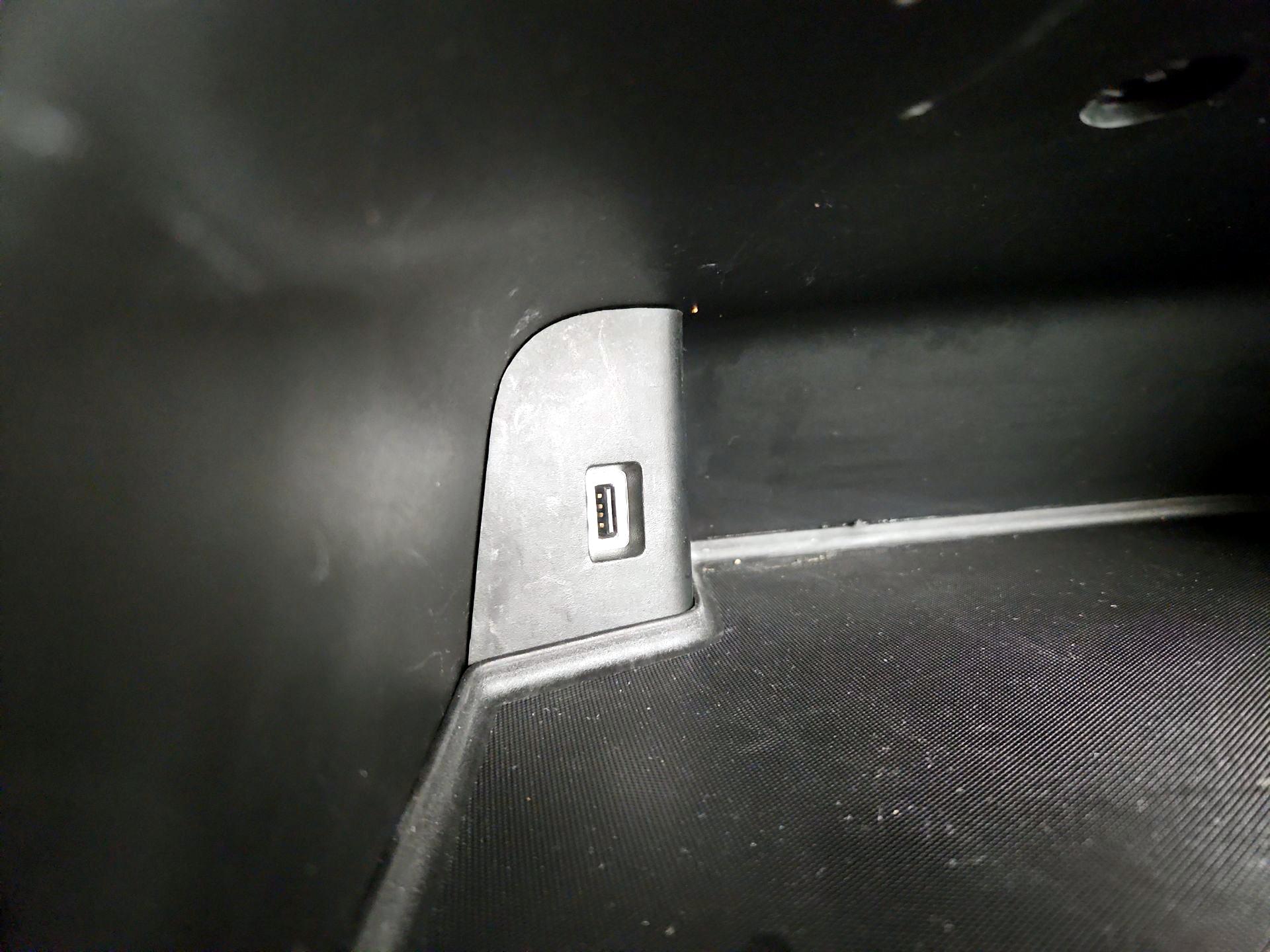 Thumbnail: 2016 Dodge Grand Caravan - 17