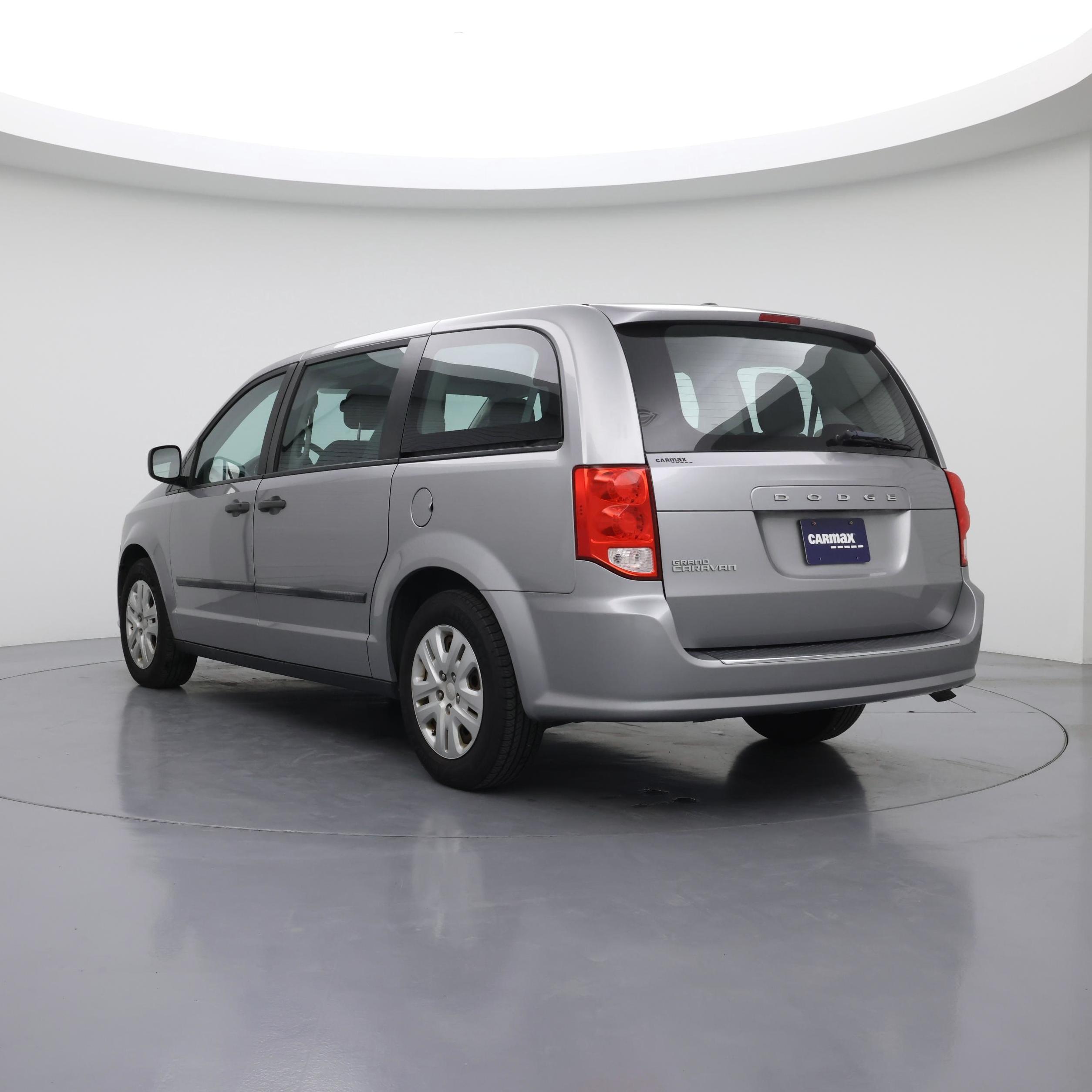 Thumbnail: 2016 Dodge Grand Caravan - 2