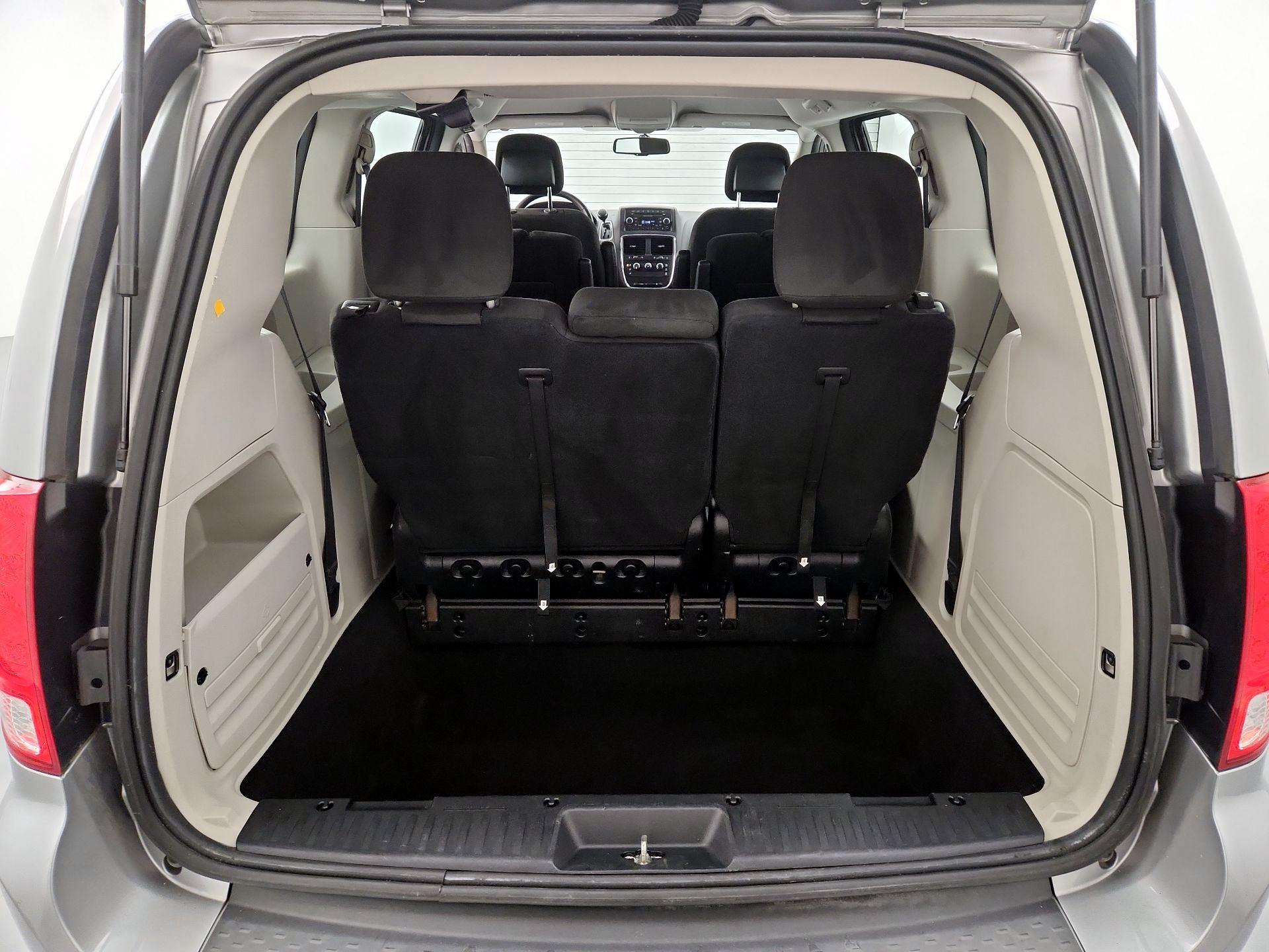 Thumbnail: 2016 Dodge Grand Caravan - 19