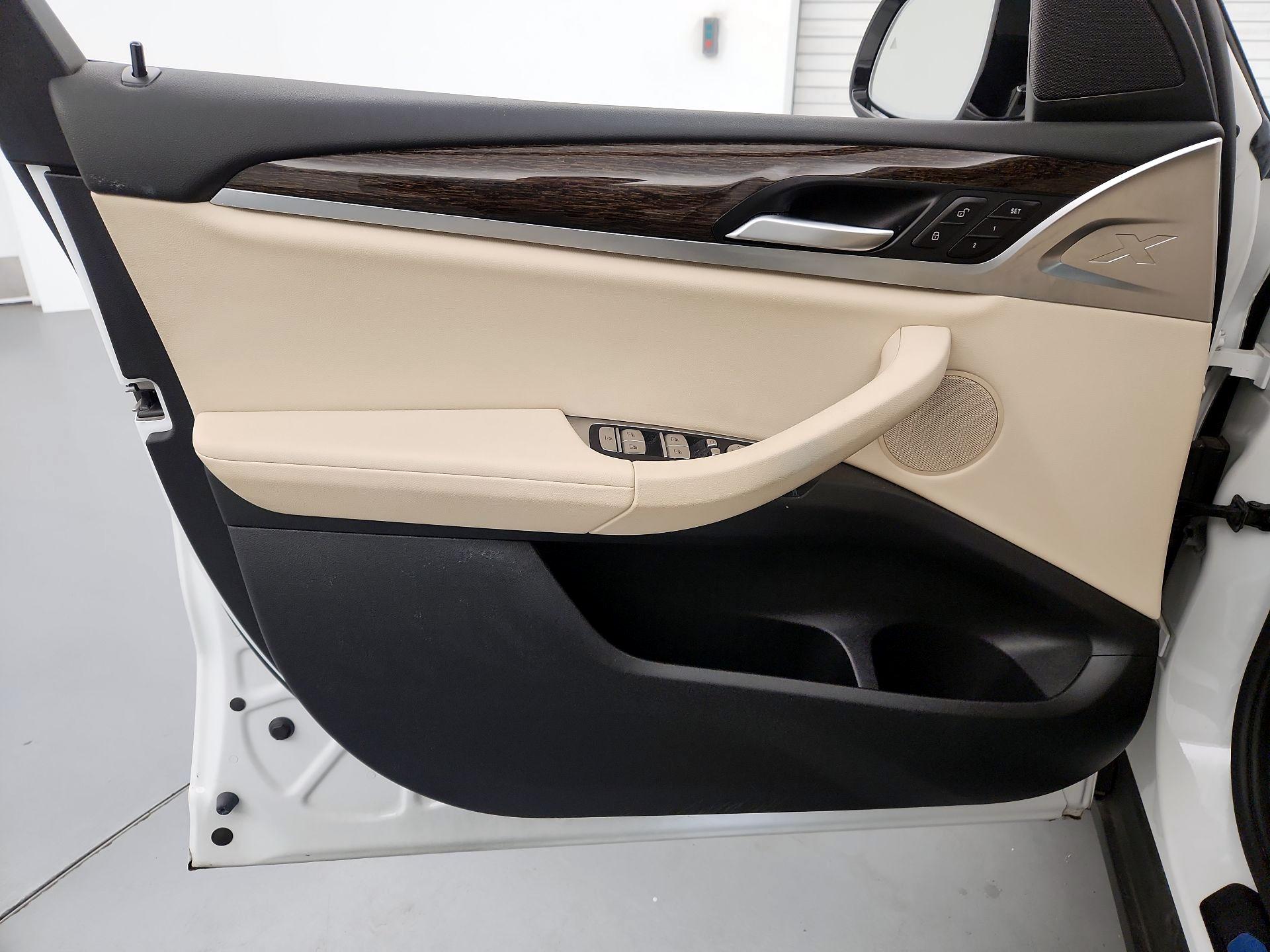 Thumbnail: 2020 BMW X3 - 12