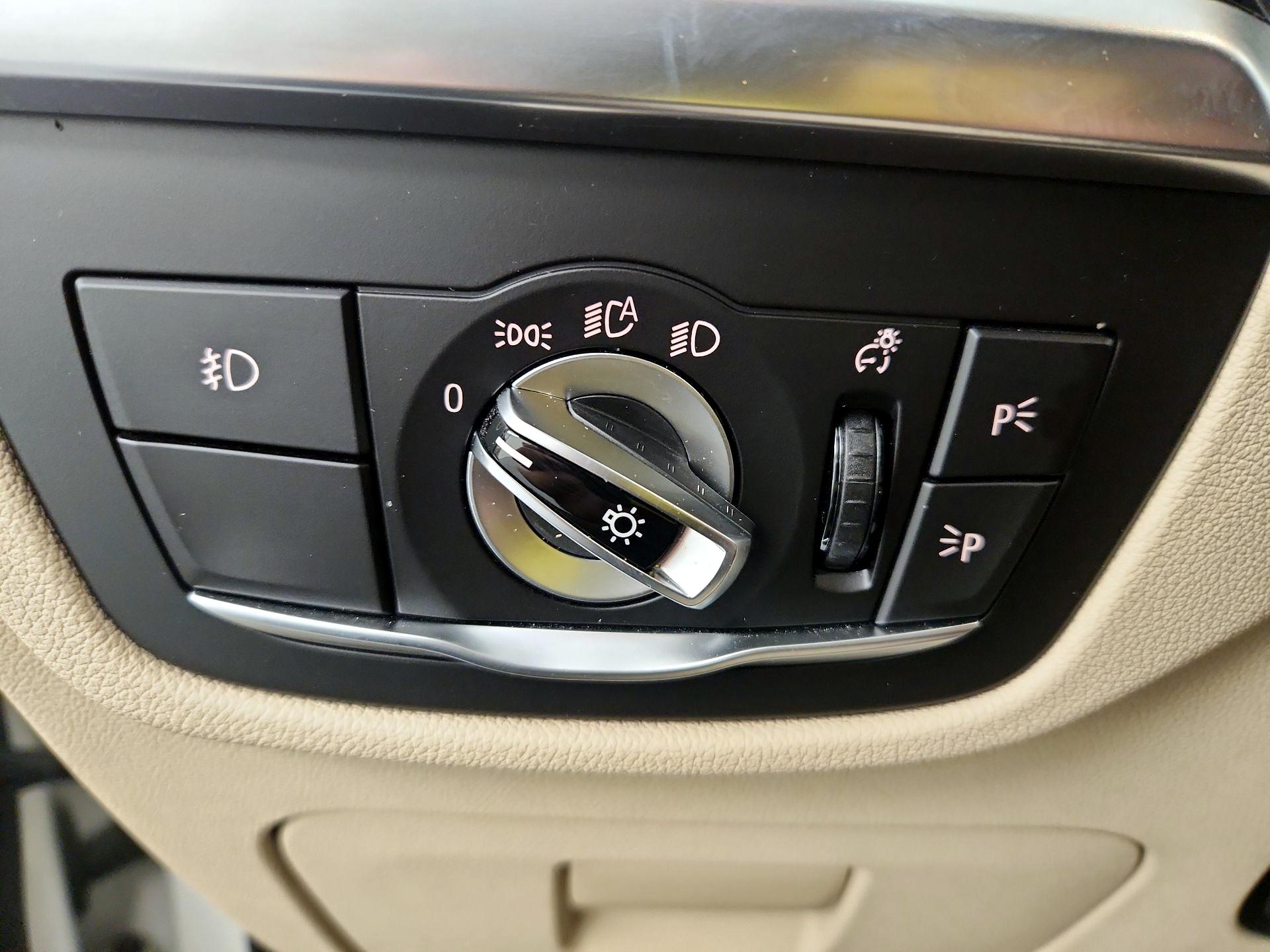 Thumbnail: 2020 BMW X3 - 13