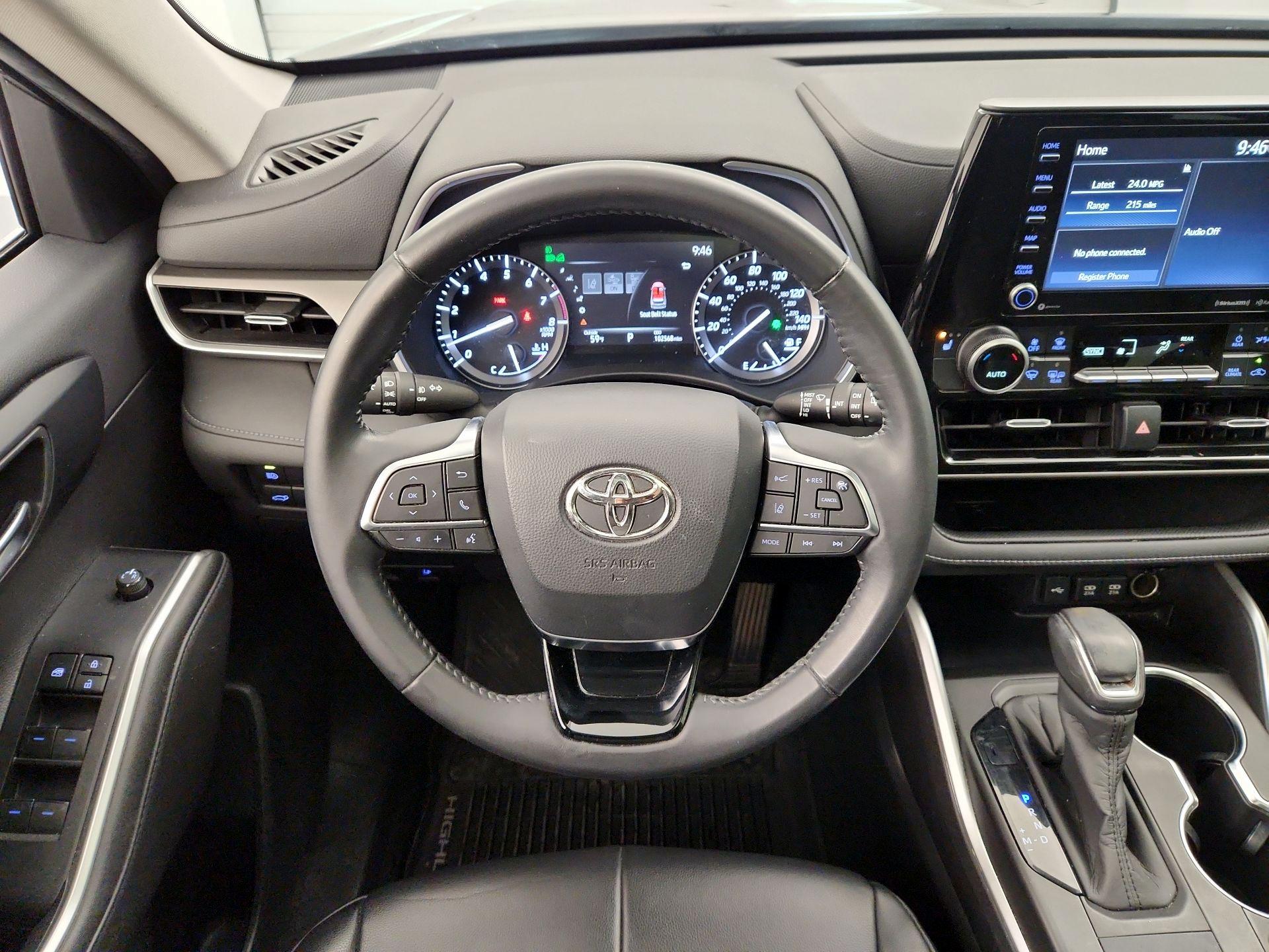 Thumbnail: 2020 Toyota Highlander - 10