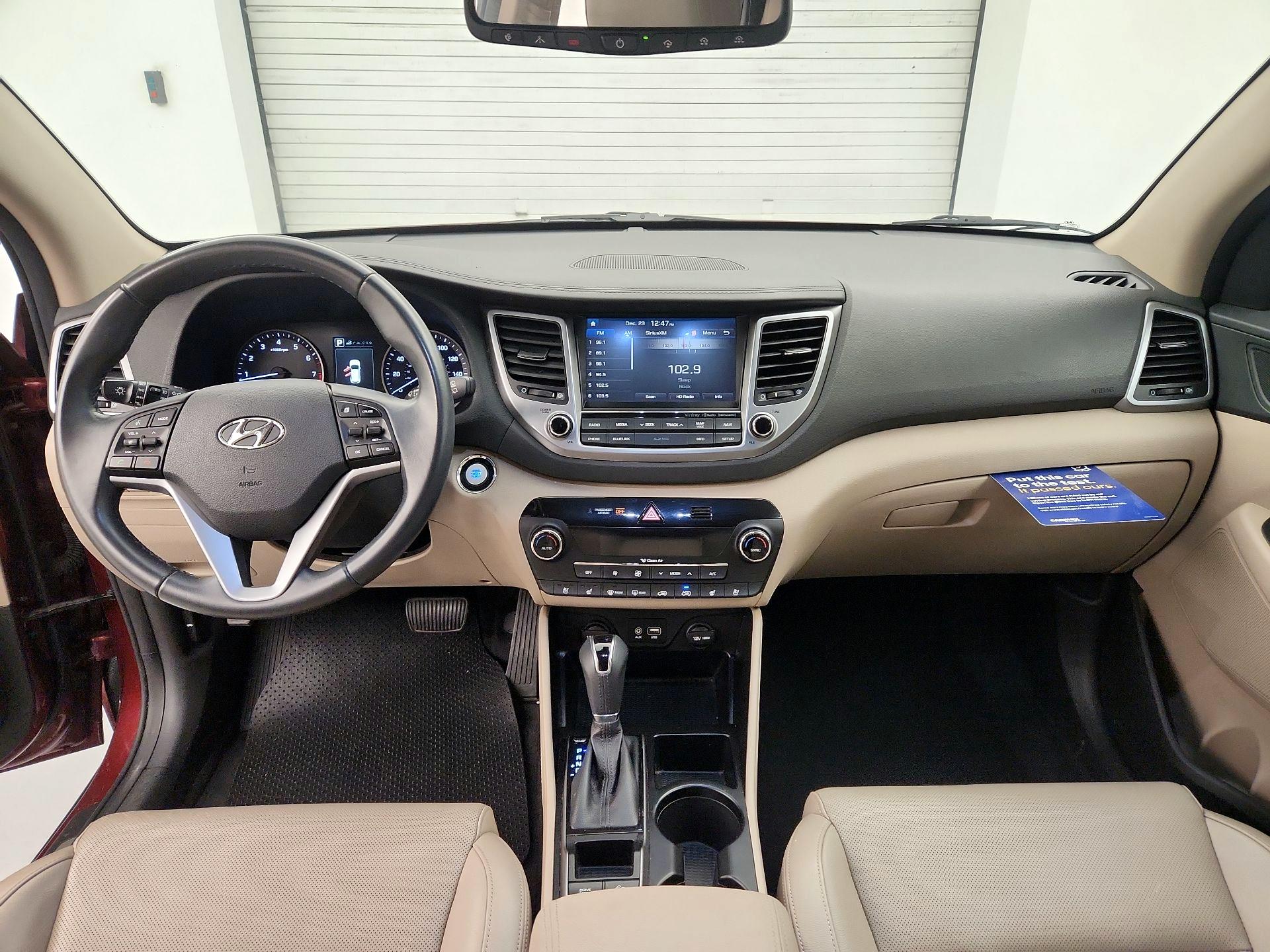 Thumbnail: 2017 Hyundai Tucson - 9