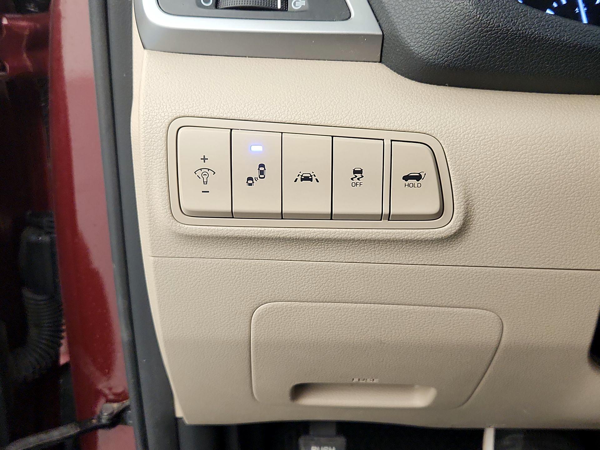 Thumbnail: 2017 Hyundai Tucson - 13