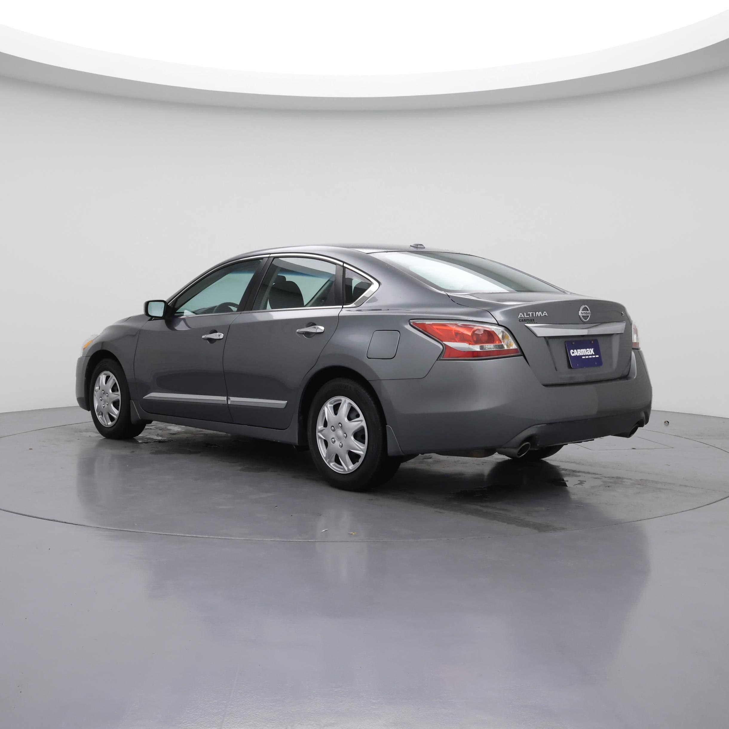 Thumbnail: 2015 Nissan Altima - 2