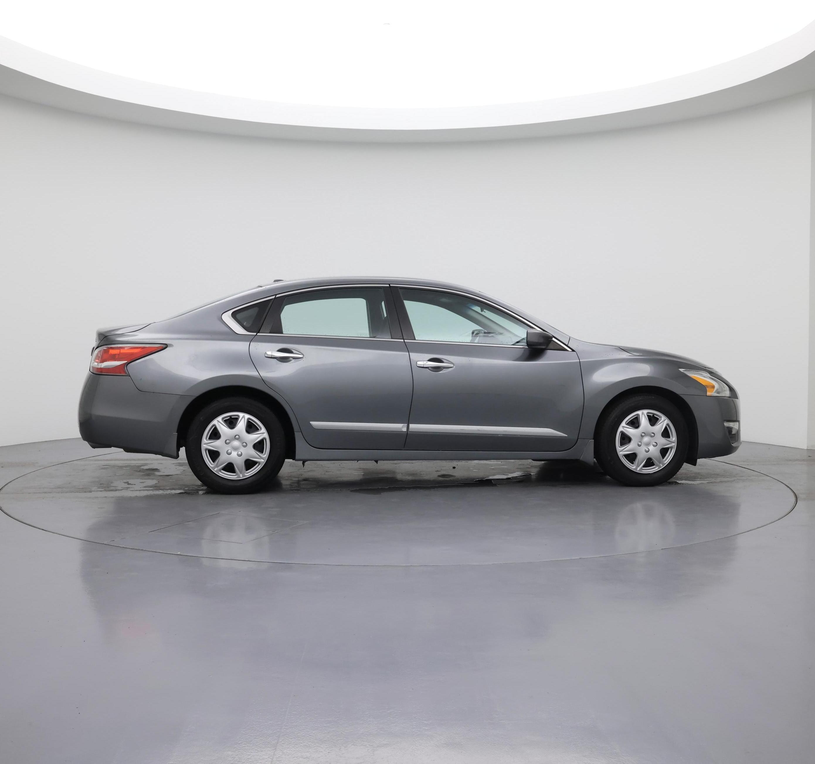 Thumbnail: 2015 Nissan Altima - 7