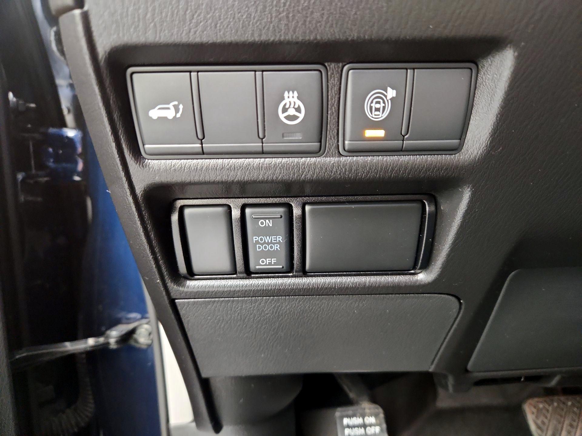 Thumbnail: 2022 Nissan Armada - 13