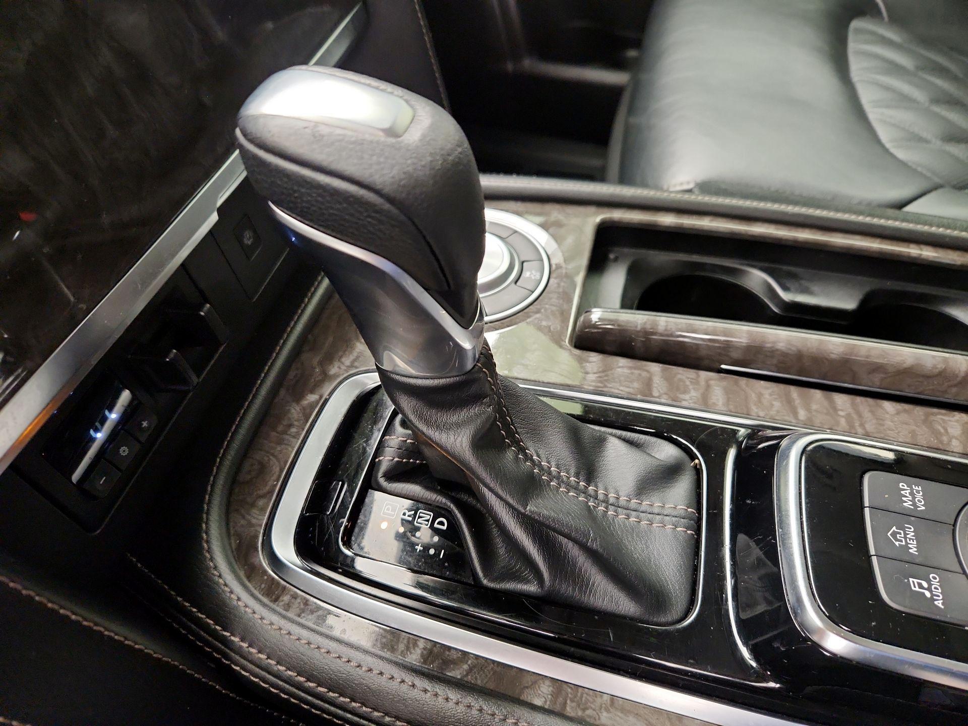 Thumbnail: 2022 Nissan Armada - 17