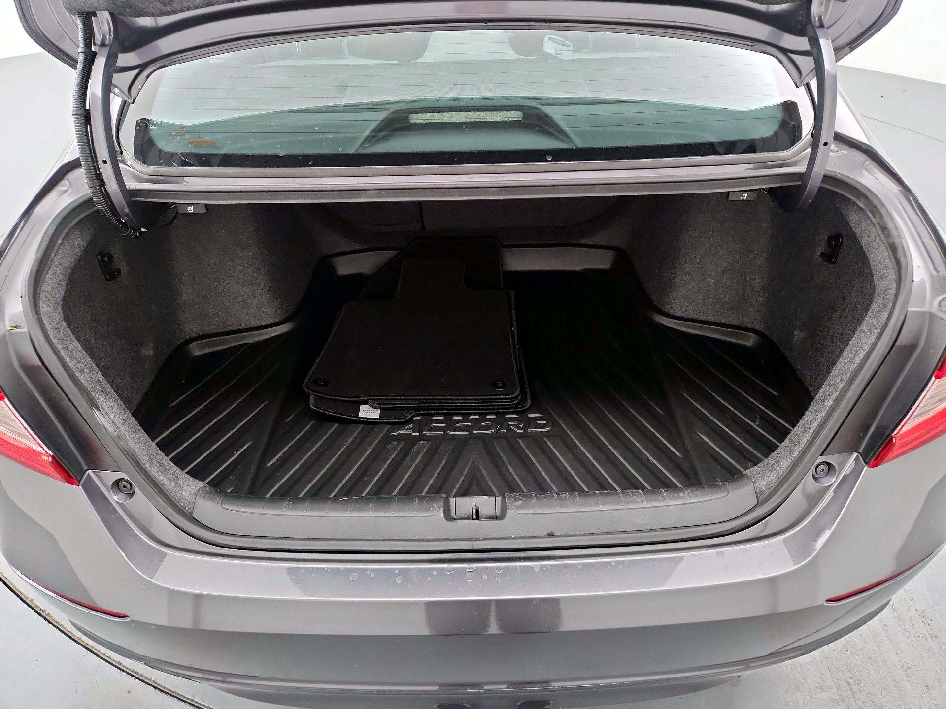 Thumbnail: 2019 Honda Accord - 20