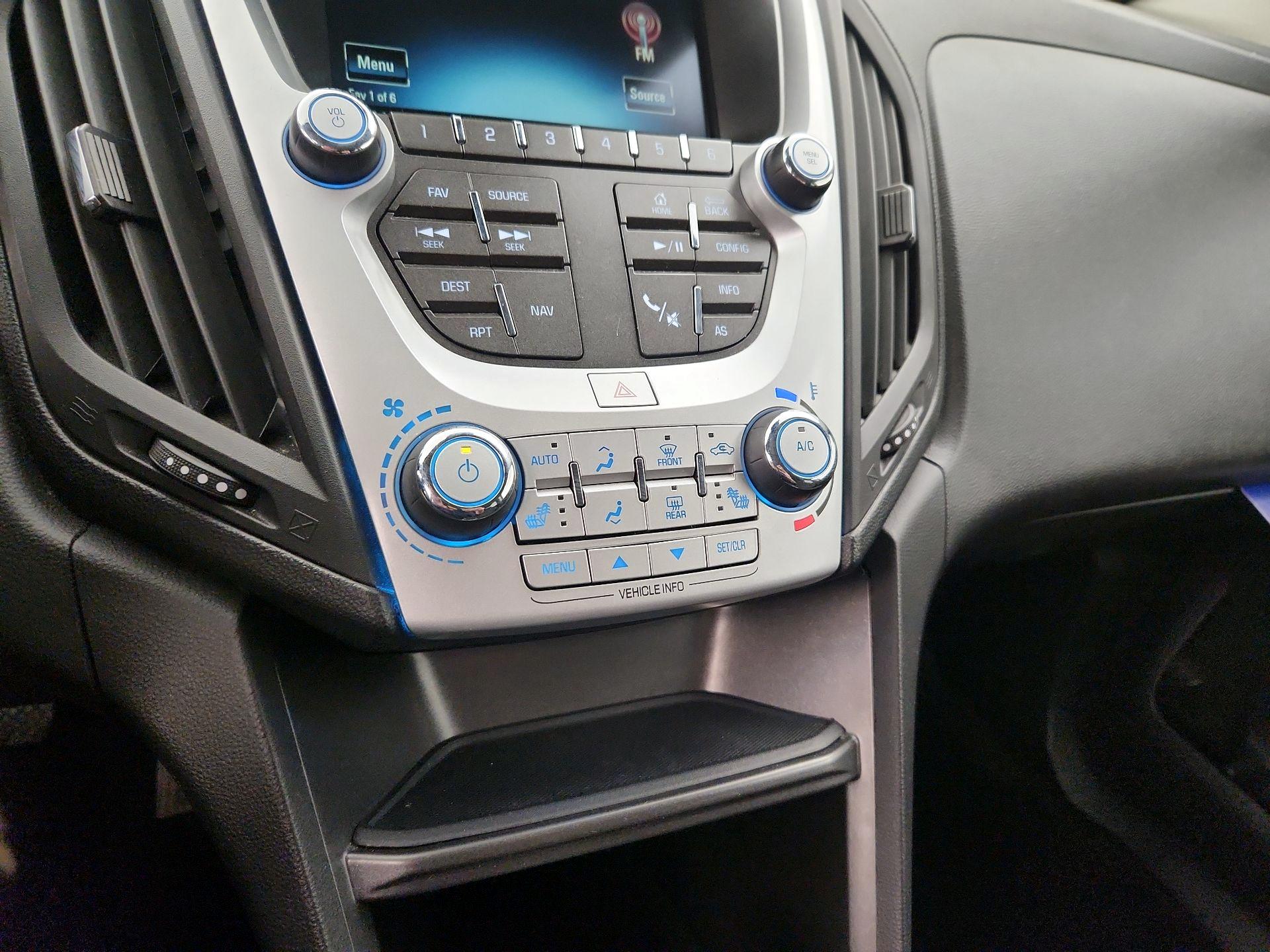 Thumbnail: 2017 Chevrolet Equinox - 15