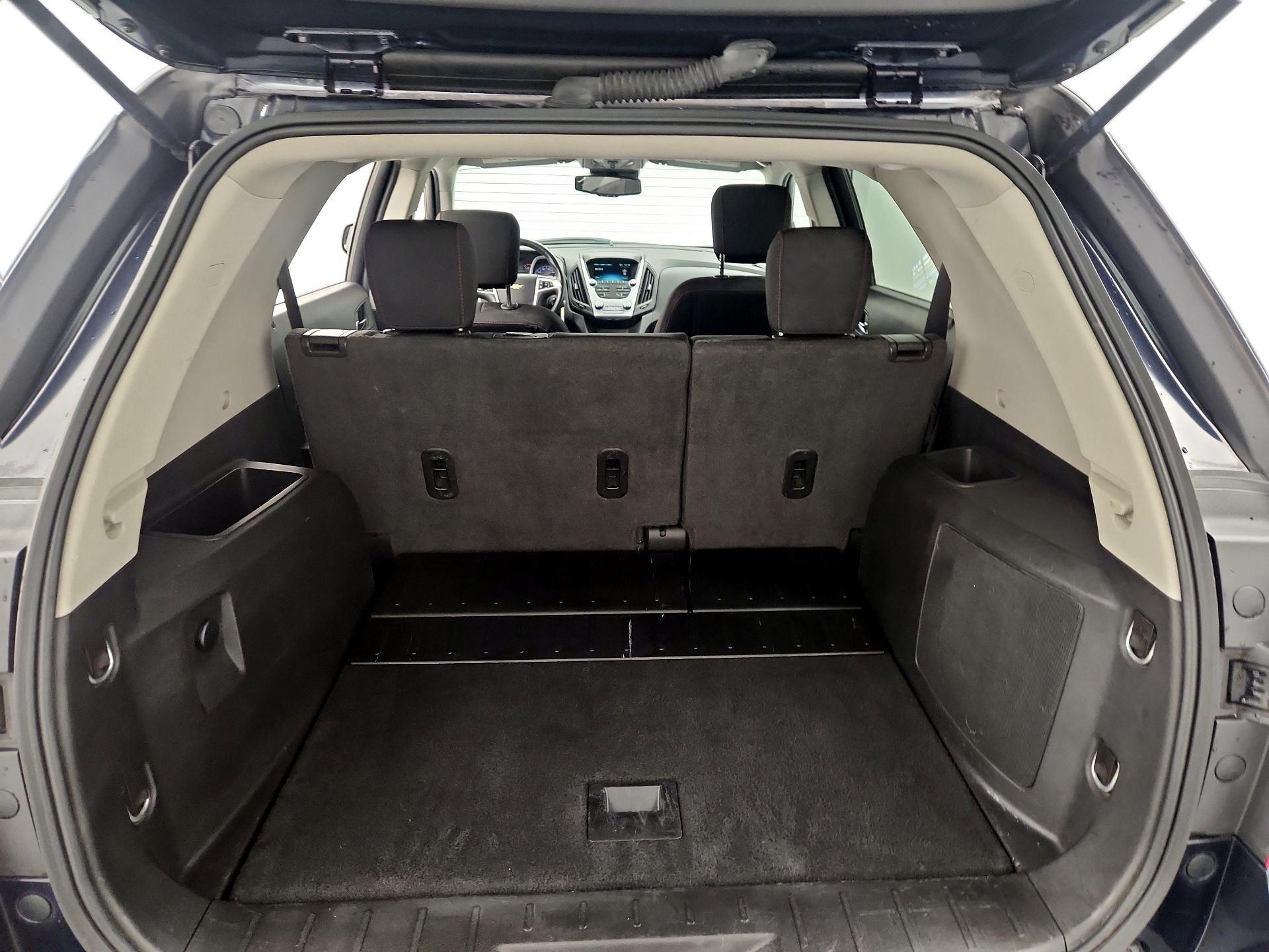 Thumbnail: 2017 Chevrolet Equinox - 18