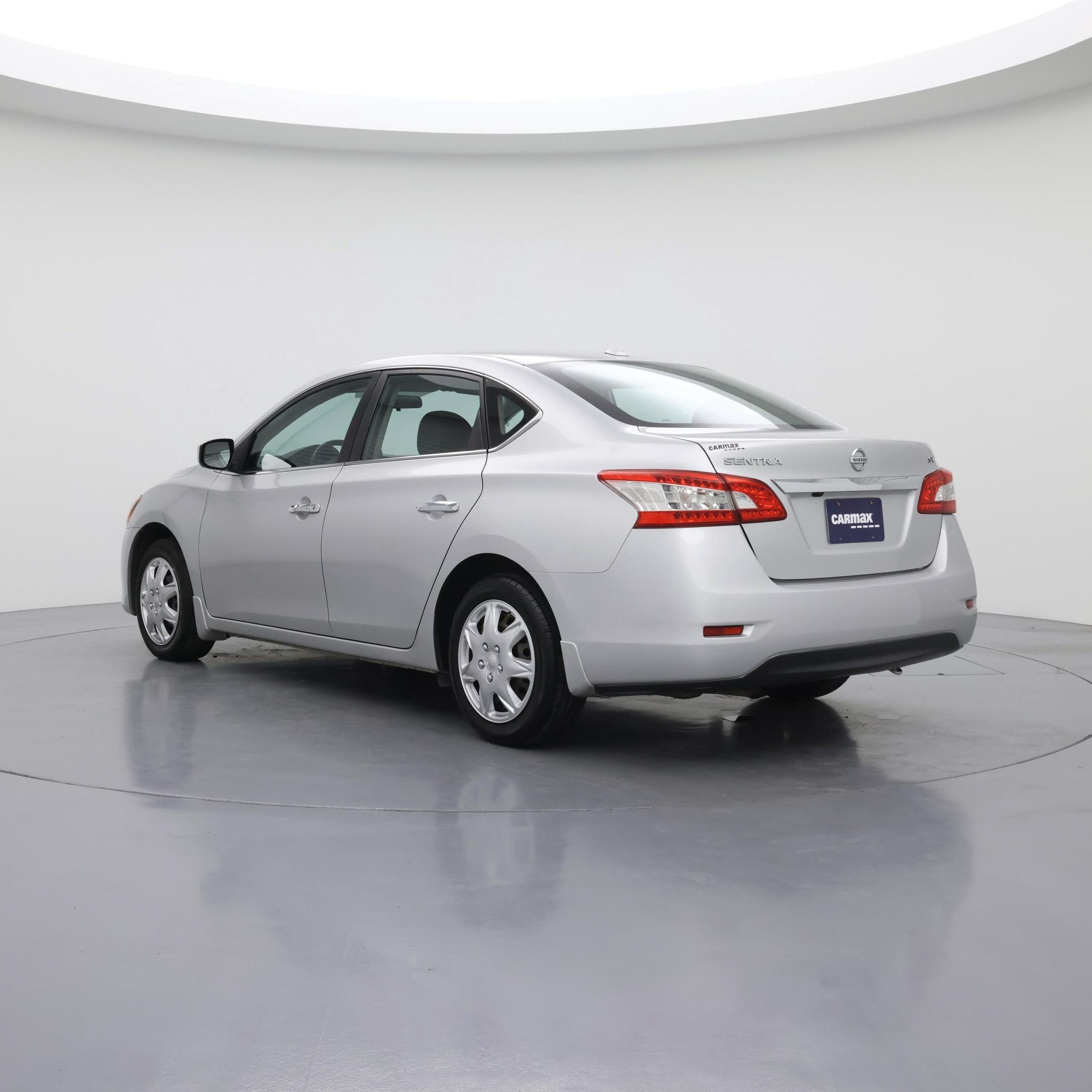 Thumbnail: 2015 Nissan Sentra - 2