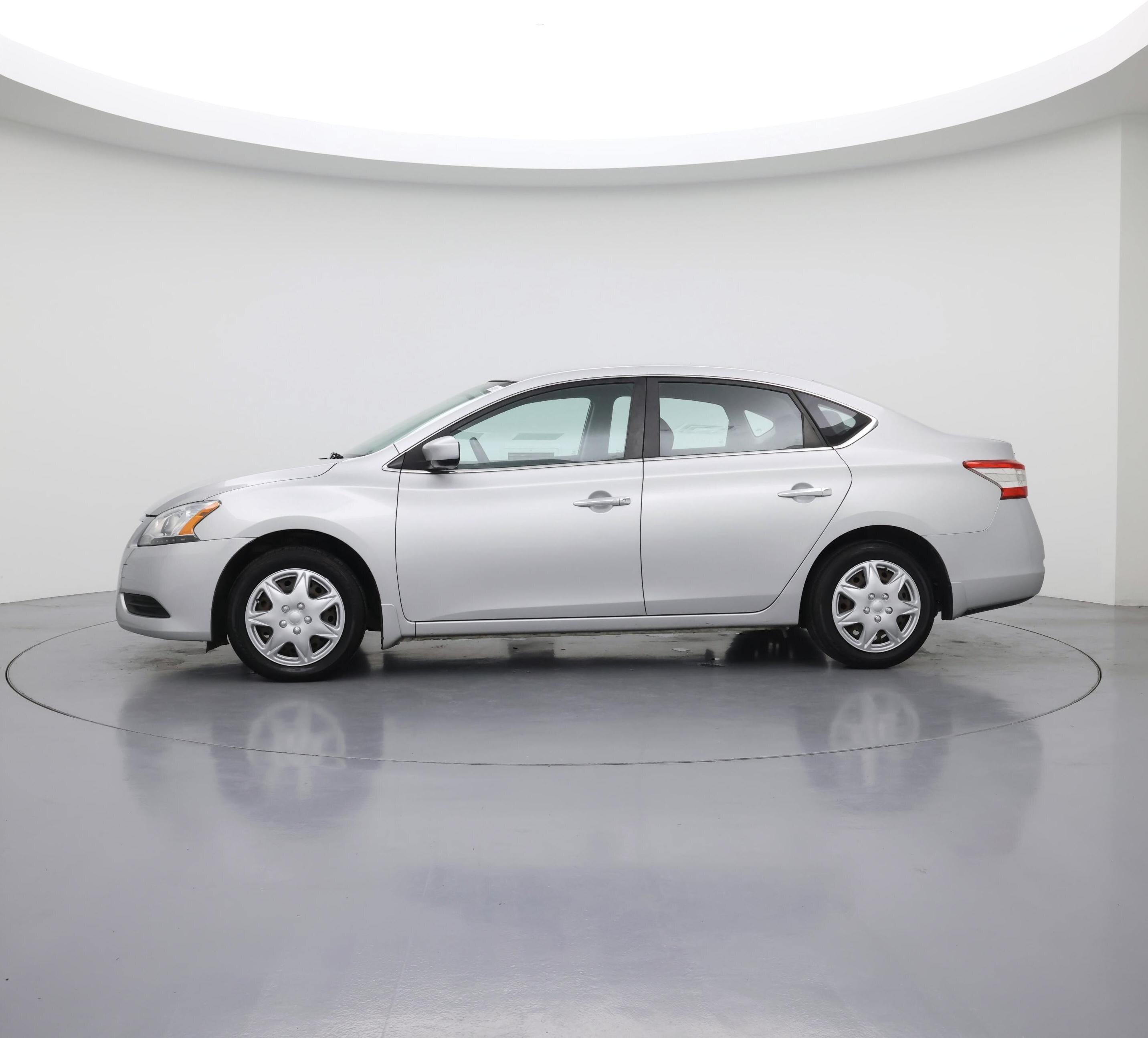 Thumbnail: 2015 Nissan Sentra - 3