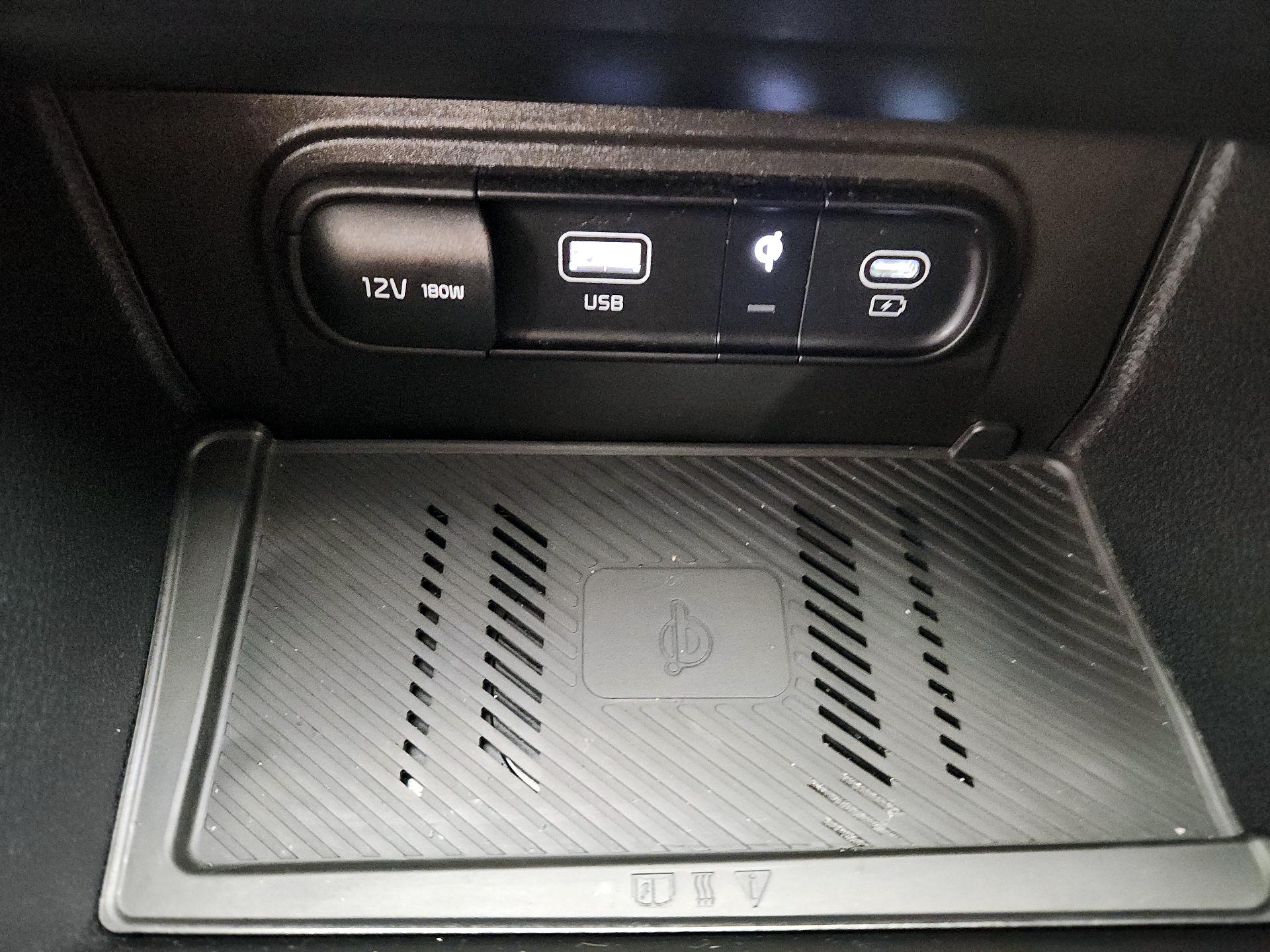 Thumbnail: 2023 Kia Sportage - 19