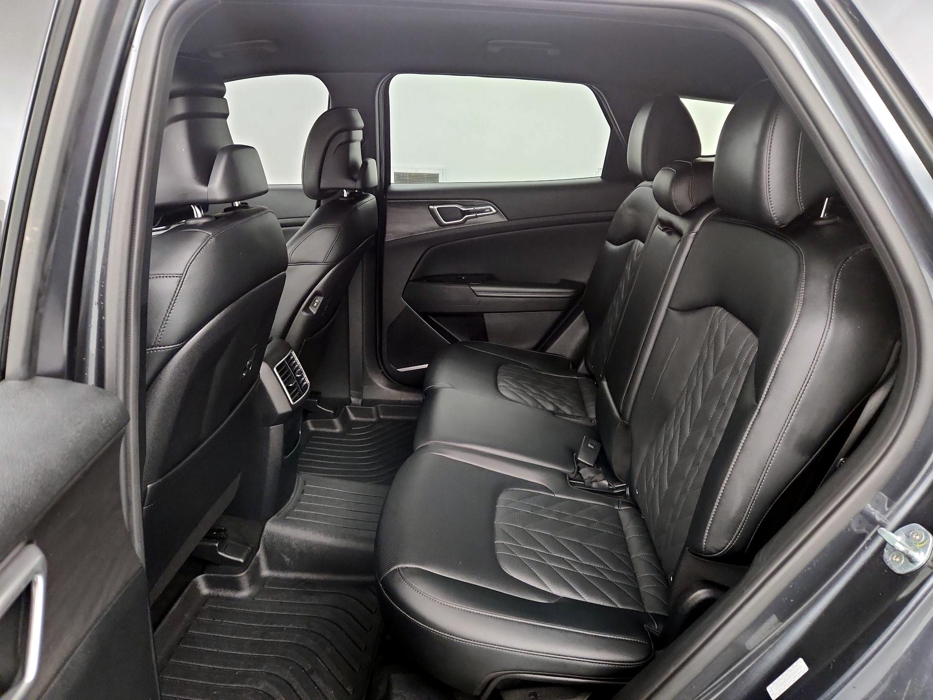 Thumbnail: 2023 Kia Sportage - 20