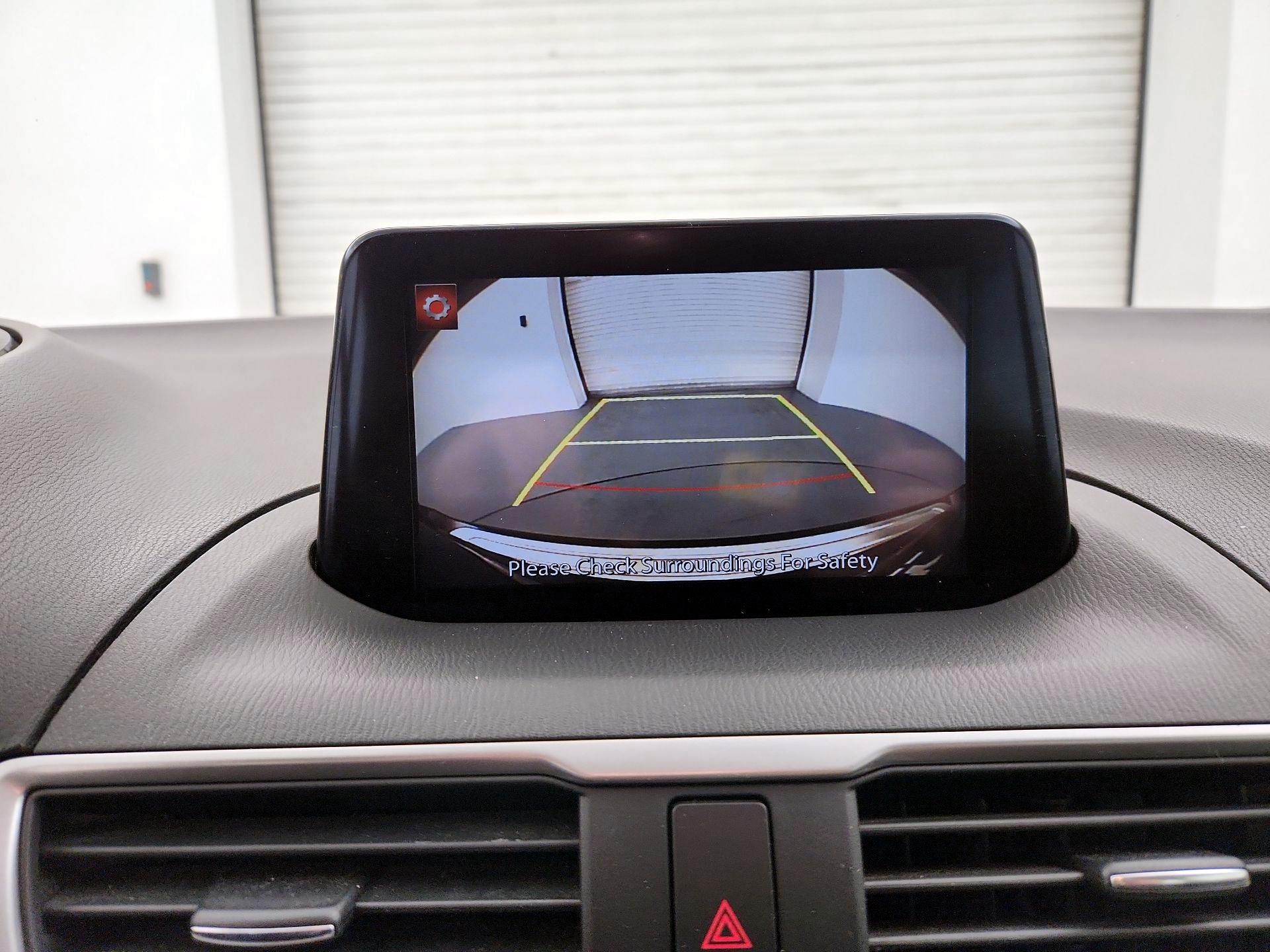 Thumbnail: 2017 Mazda Mazda3 - 14