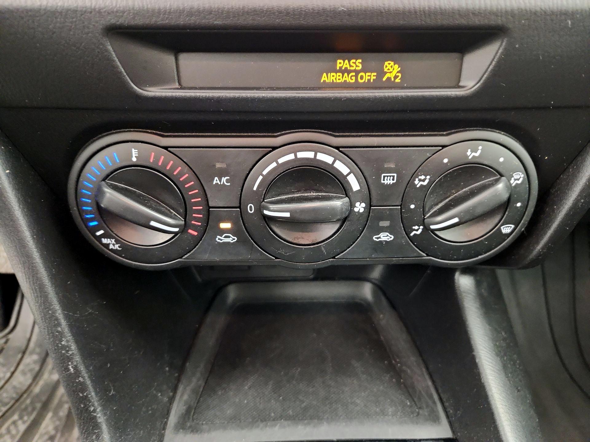 Thumbnail: 2017 Mazda Mazda3 - 16