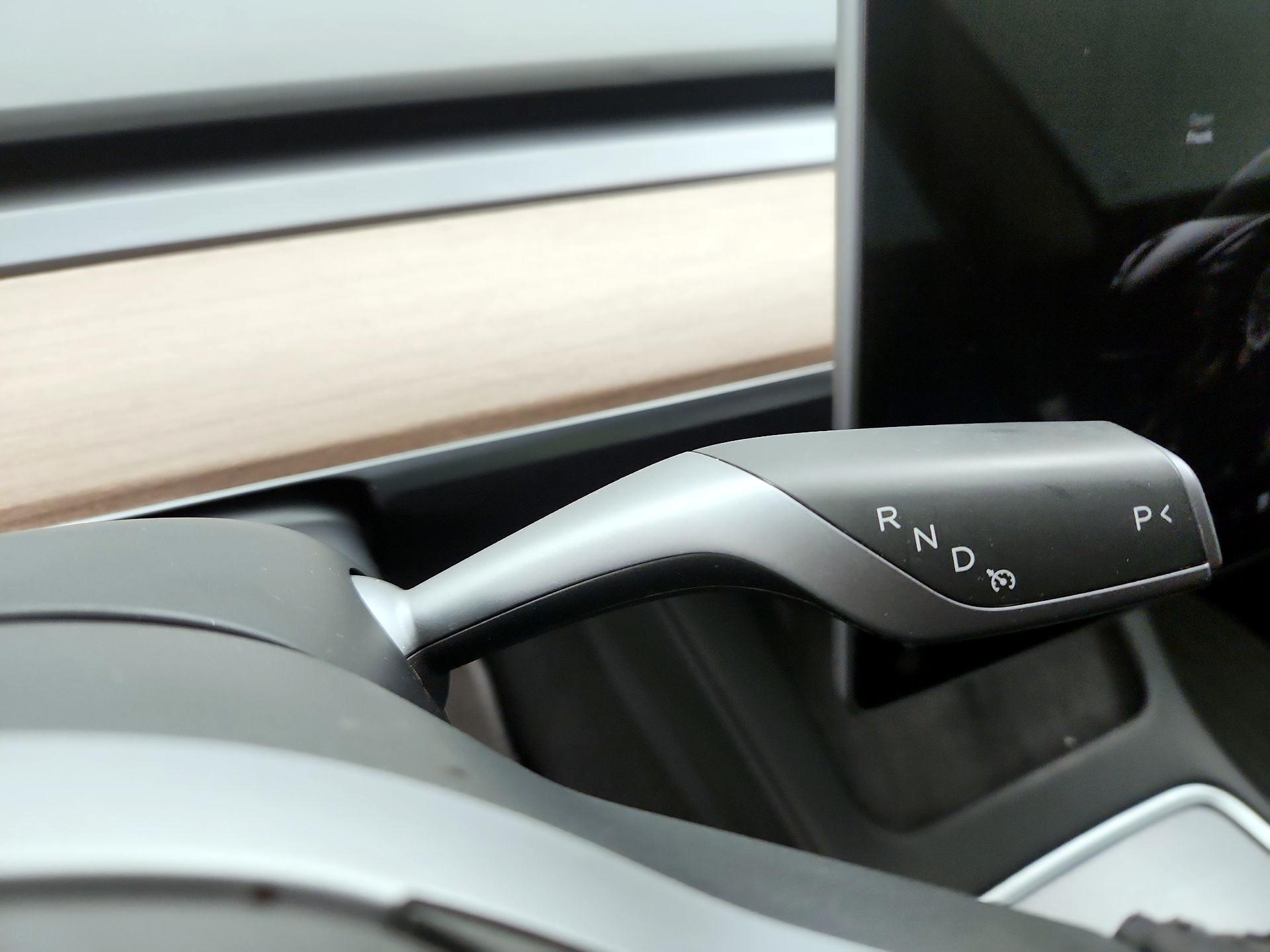 Thumbnail: 2023 Tesla Model 3 - 16