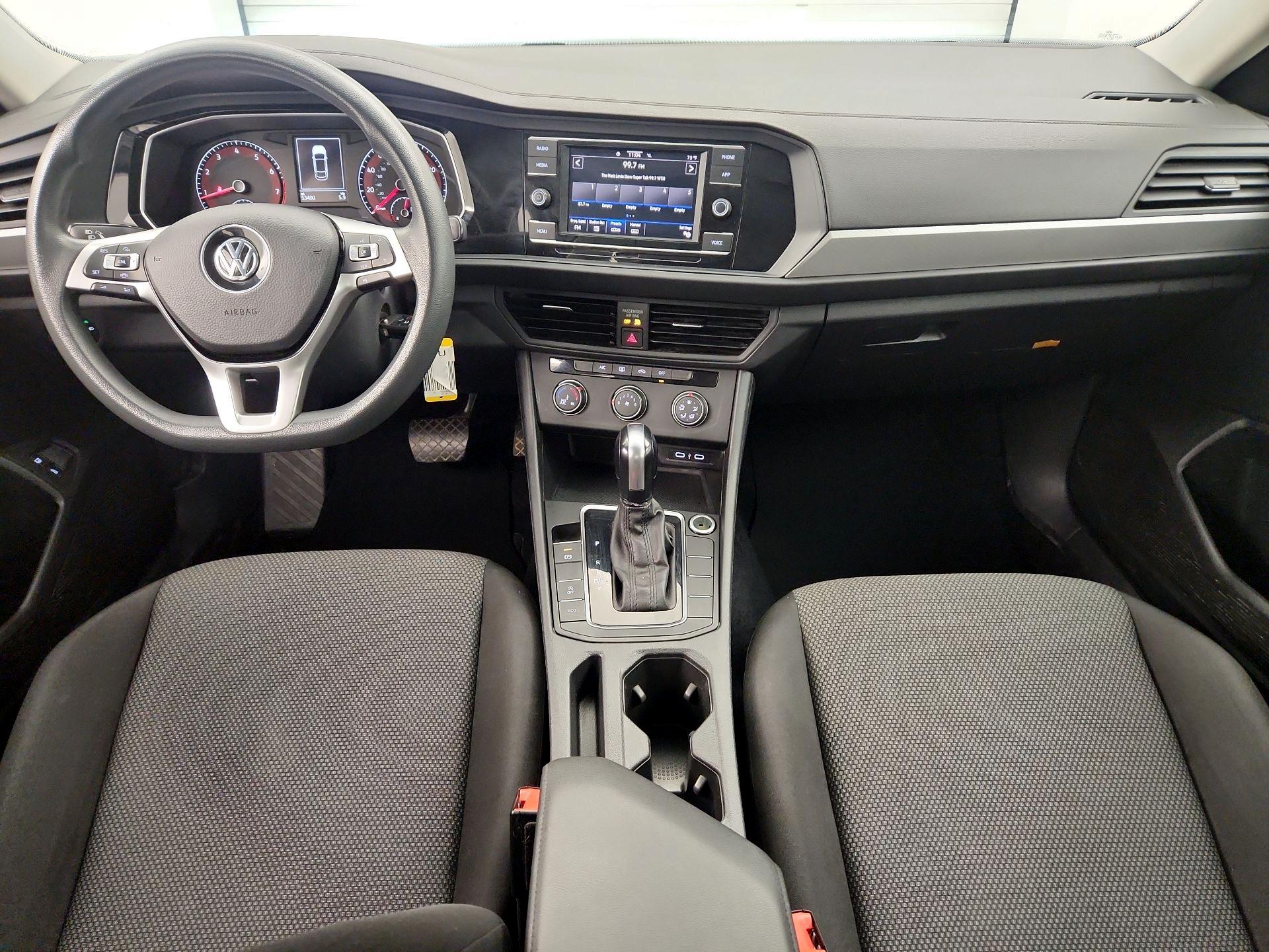 Thumbnail: 2021 Volkswagen Jetta - 9