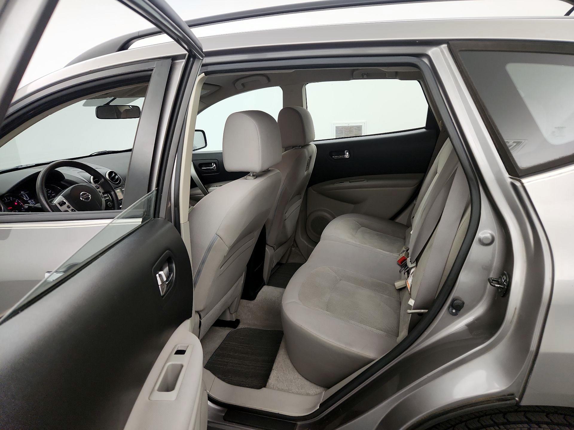 Thumbnail: 2014 Nissan Rogue - 19