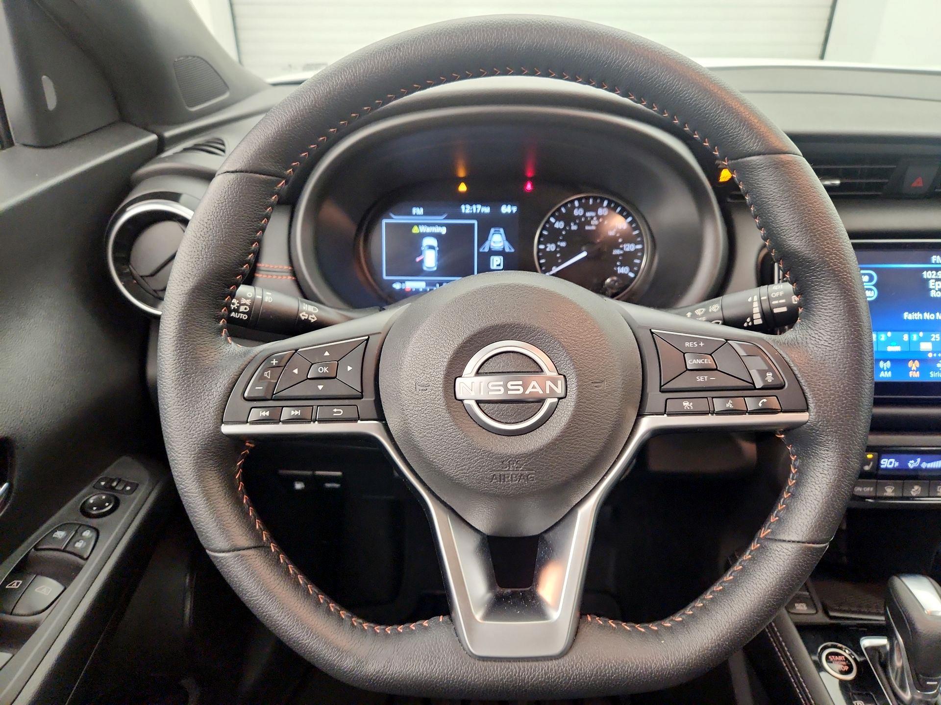 Thumbnail: 2023 Nissan Kicks - 10