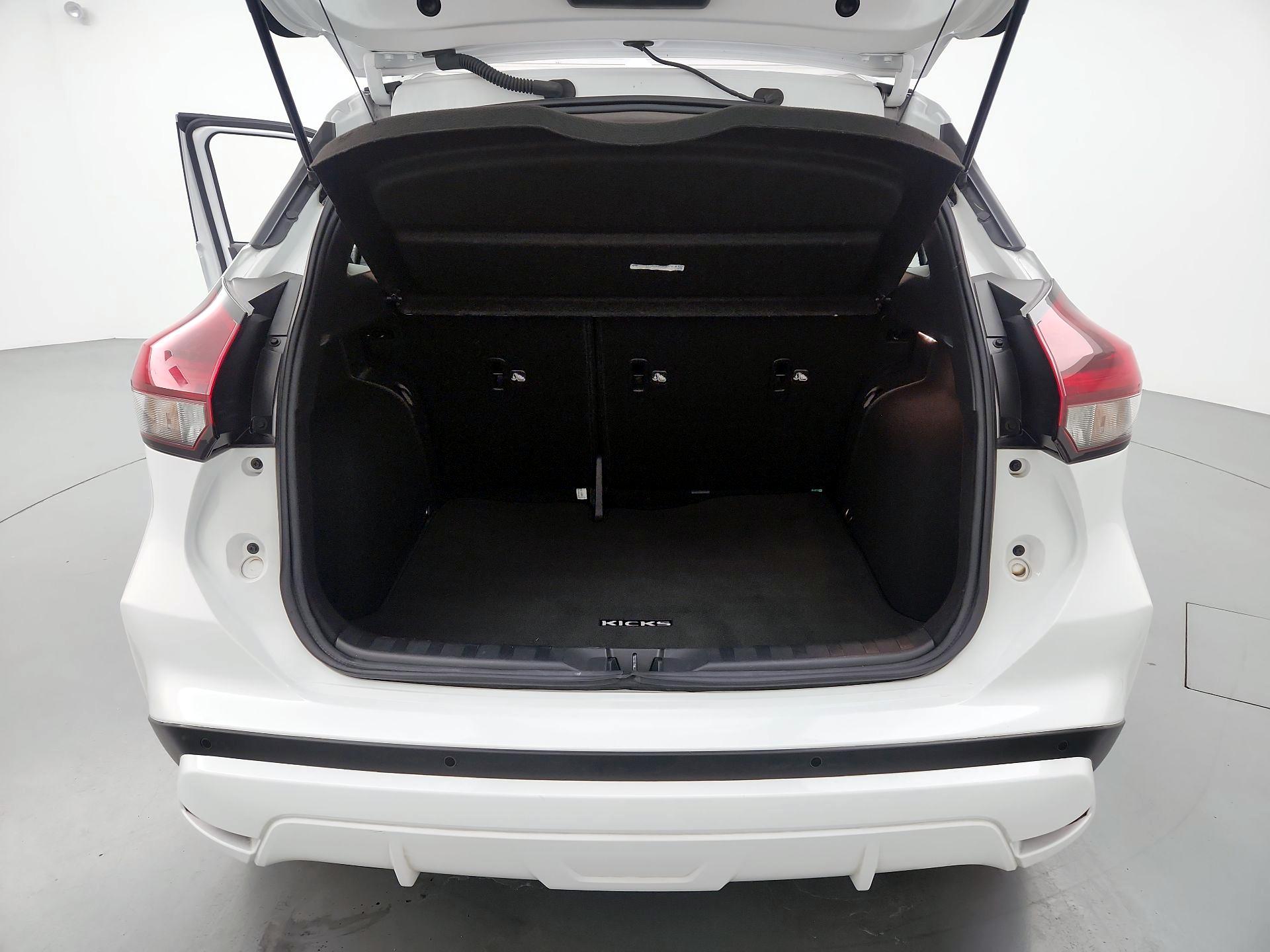 Thumbnail: 2023 Nissan Kicks - 20