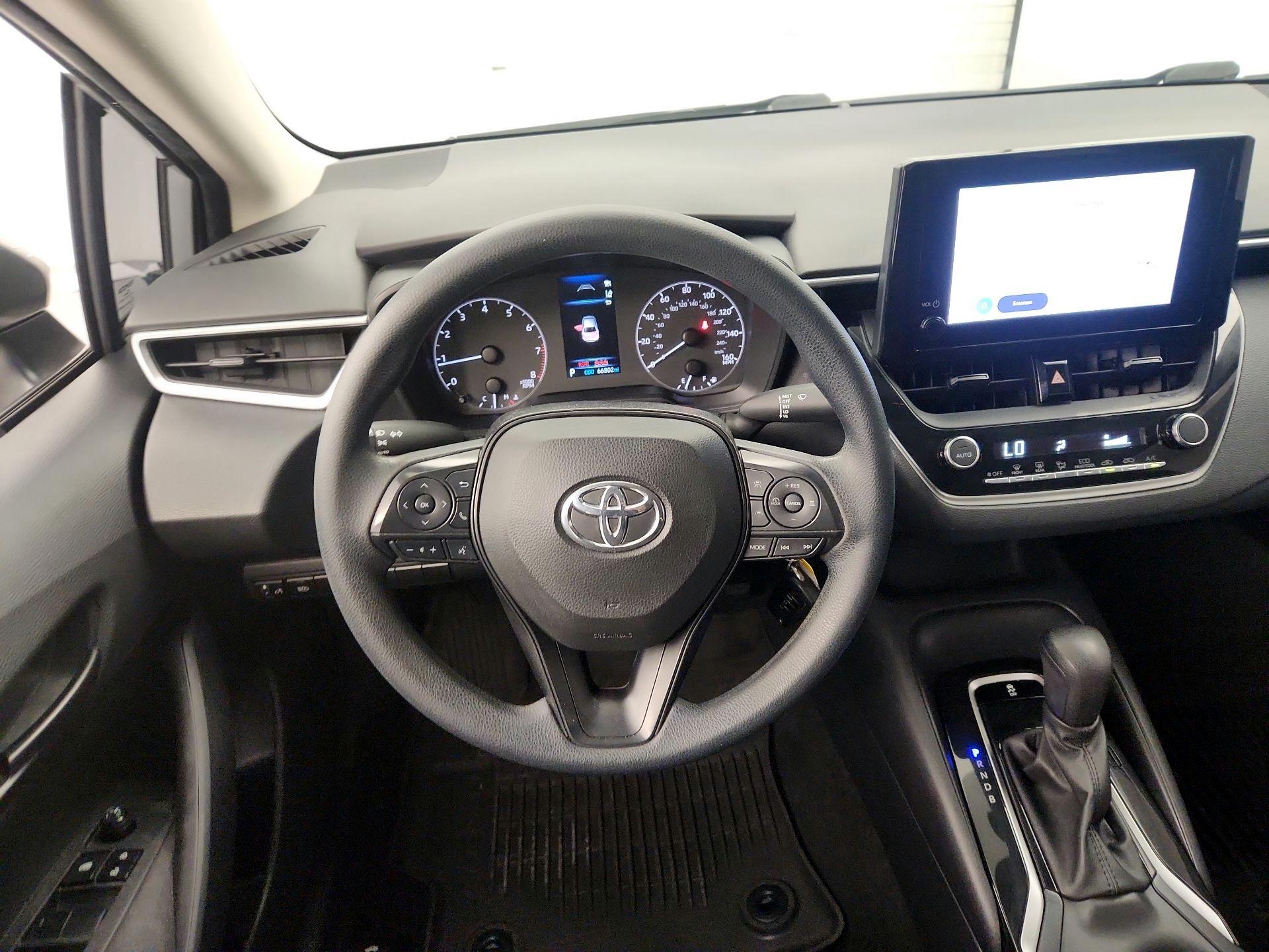 Thumbnail: 2023 Toyota Corolla - 10