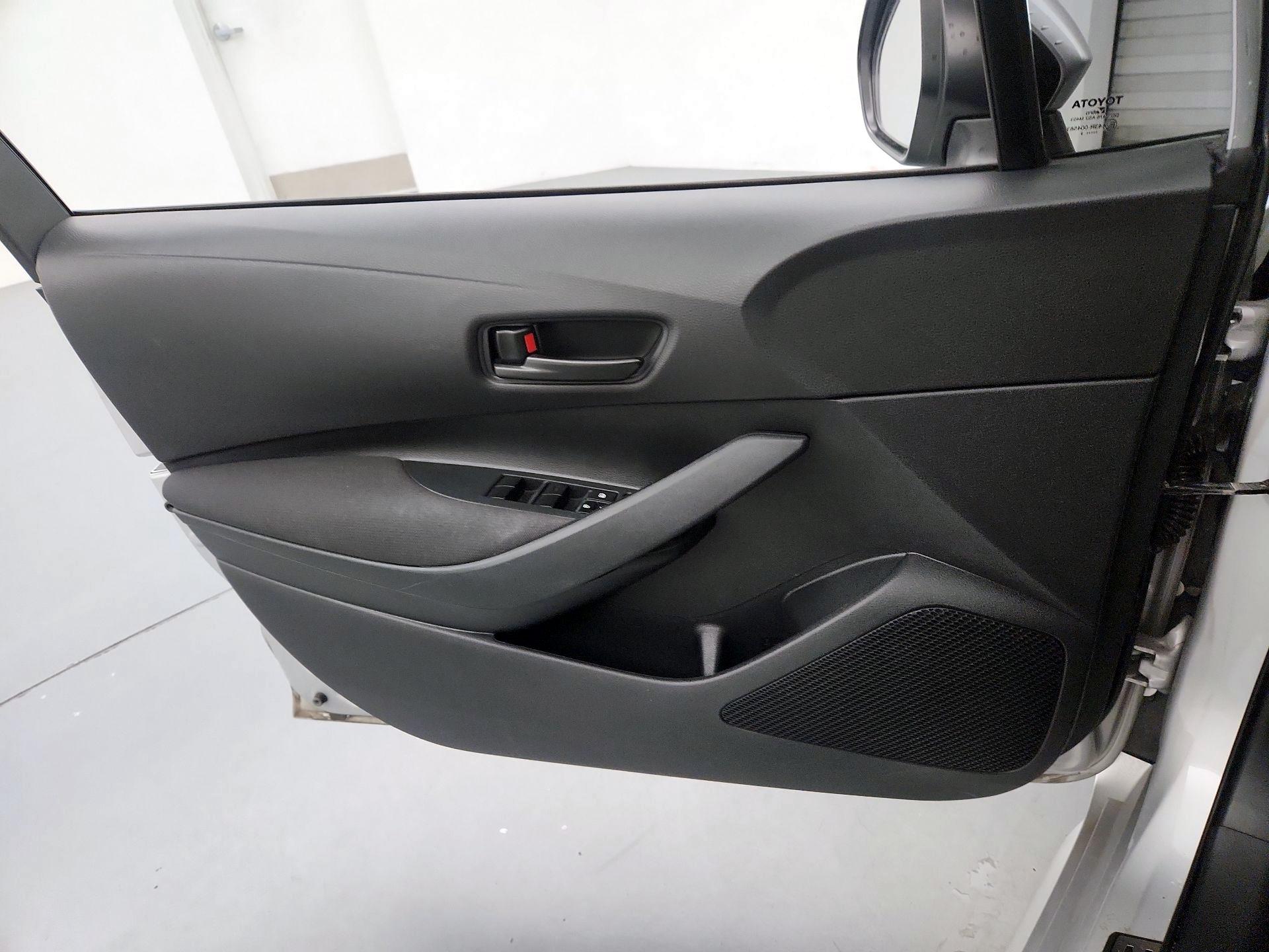 Thumbnail: 2023 Toyota Corolla - 12