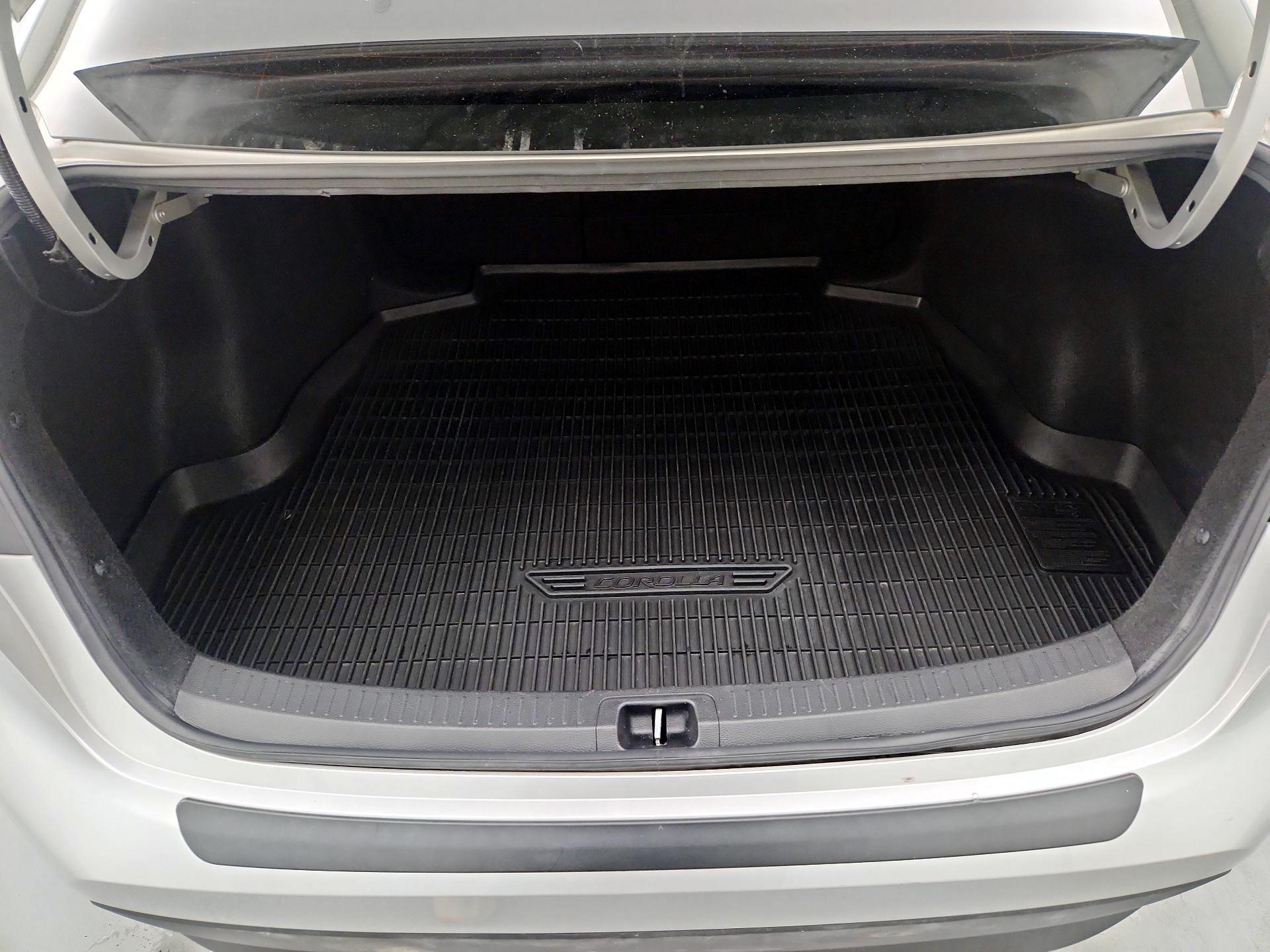 Thumbnail: 2023 Toyota Corolla - 19