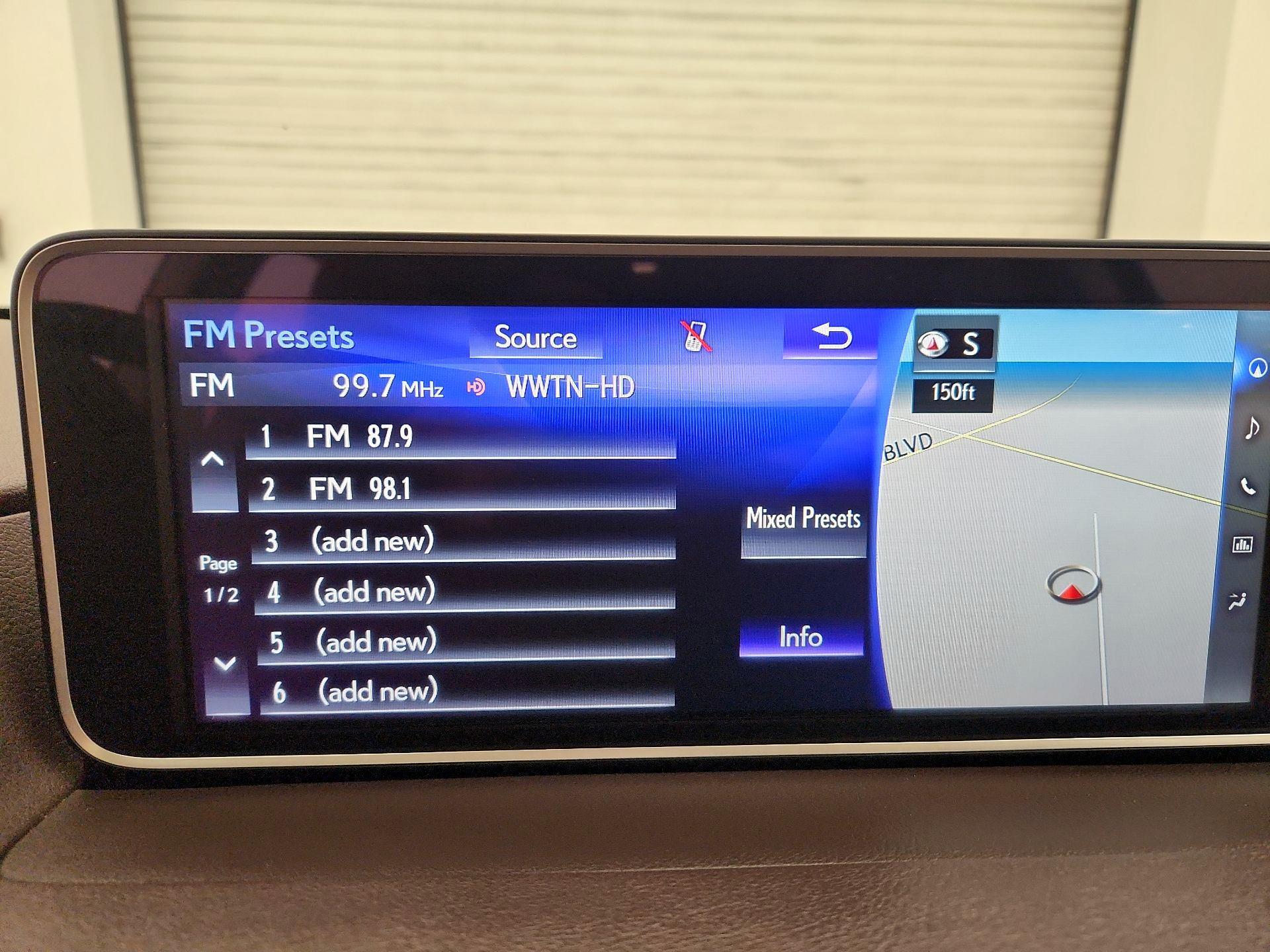 Thumbnail: 2019 Lexus RX - 15