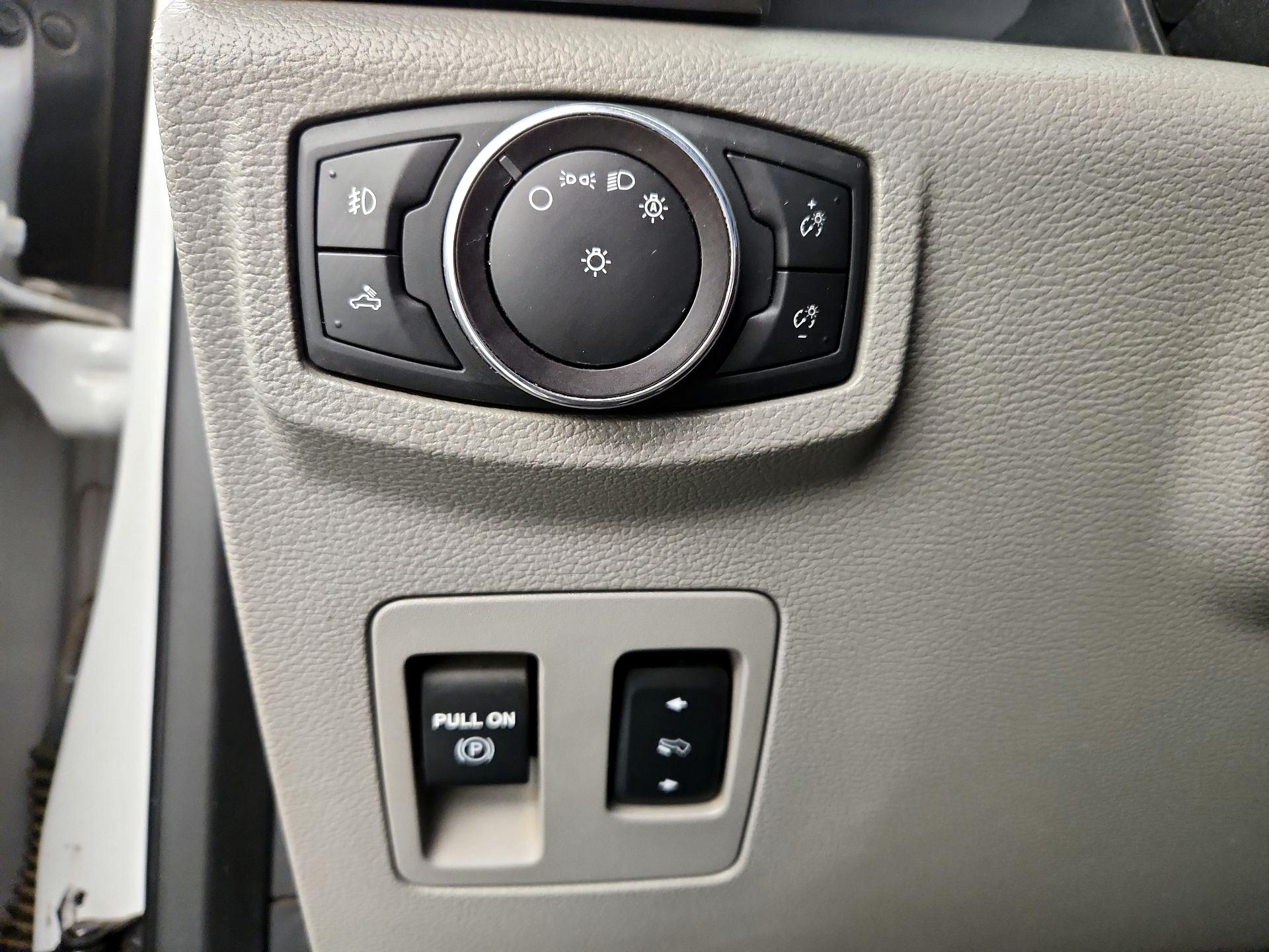 Thumbnail: 2018 Ford F-150 - 13