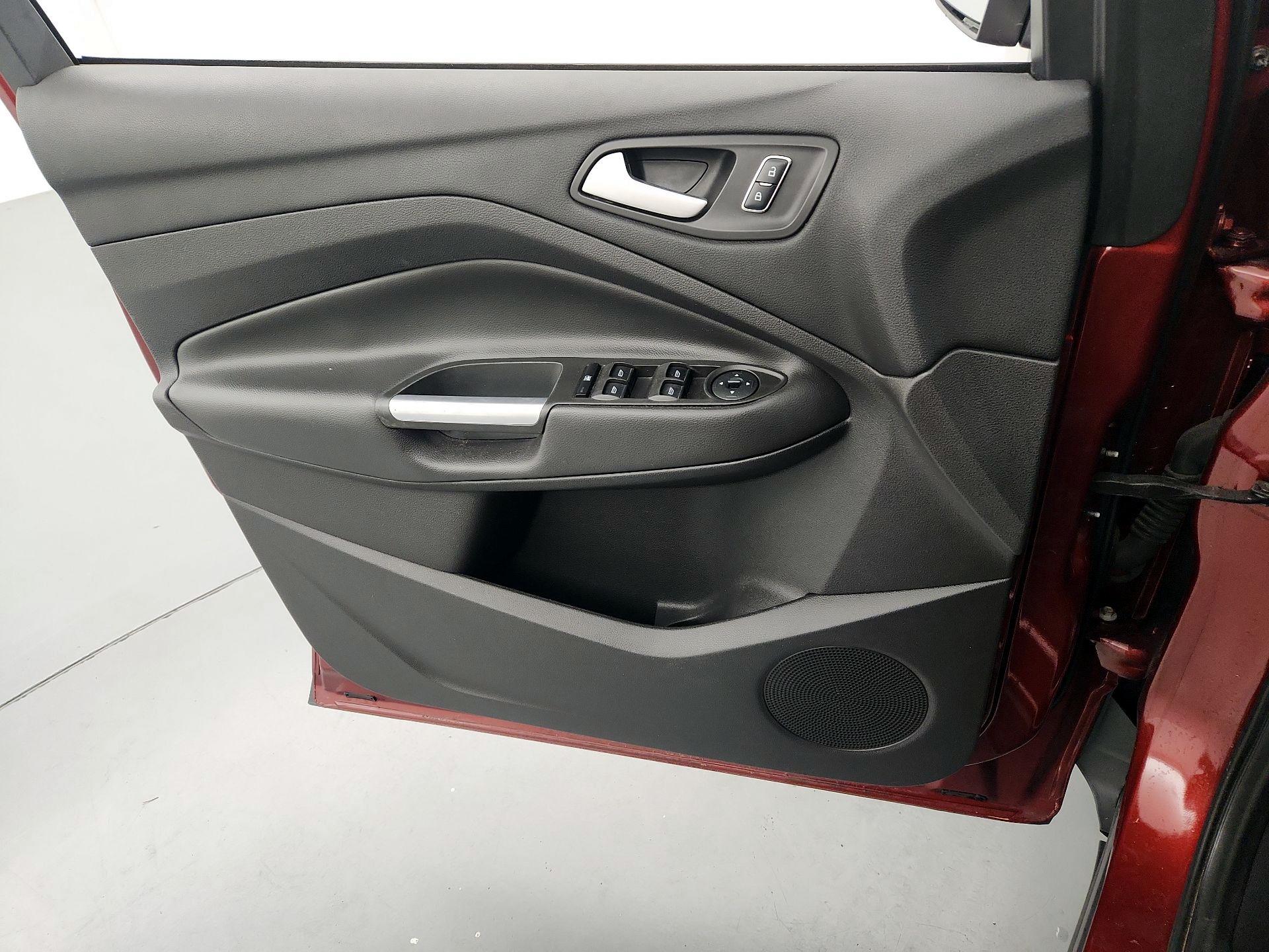 Thumbnail: 2014 Ford Escape - 12