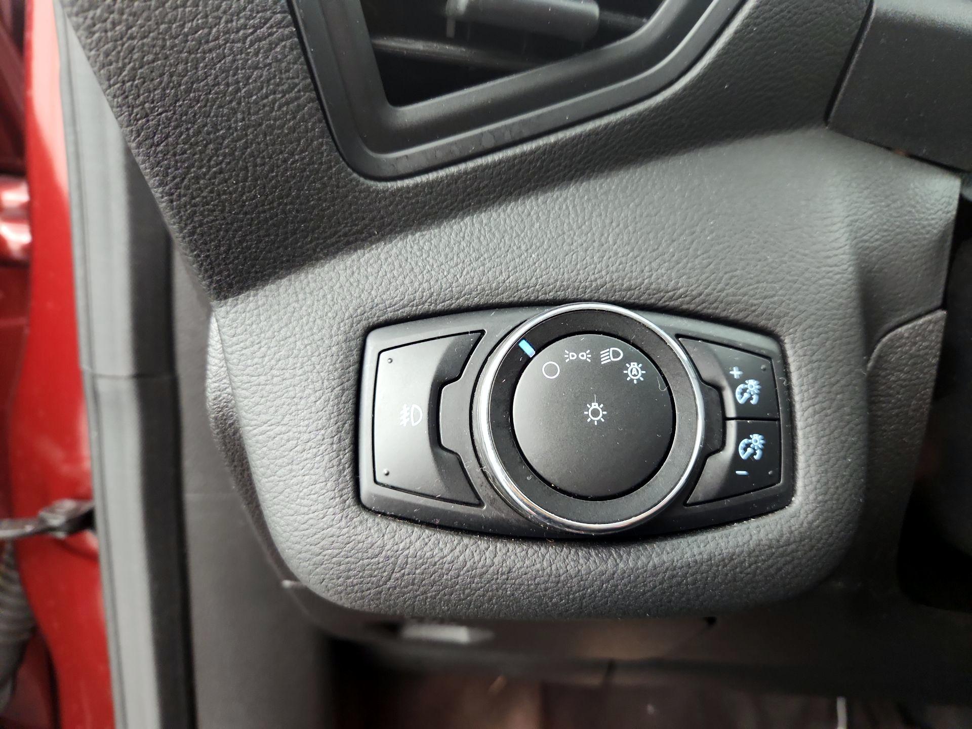 Thumbnail: 2014 Ford Escape - 13