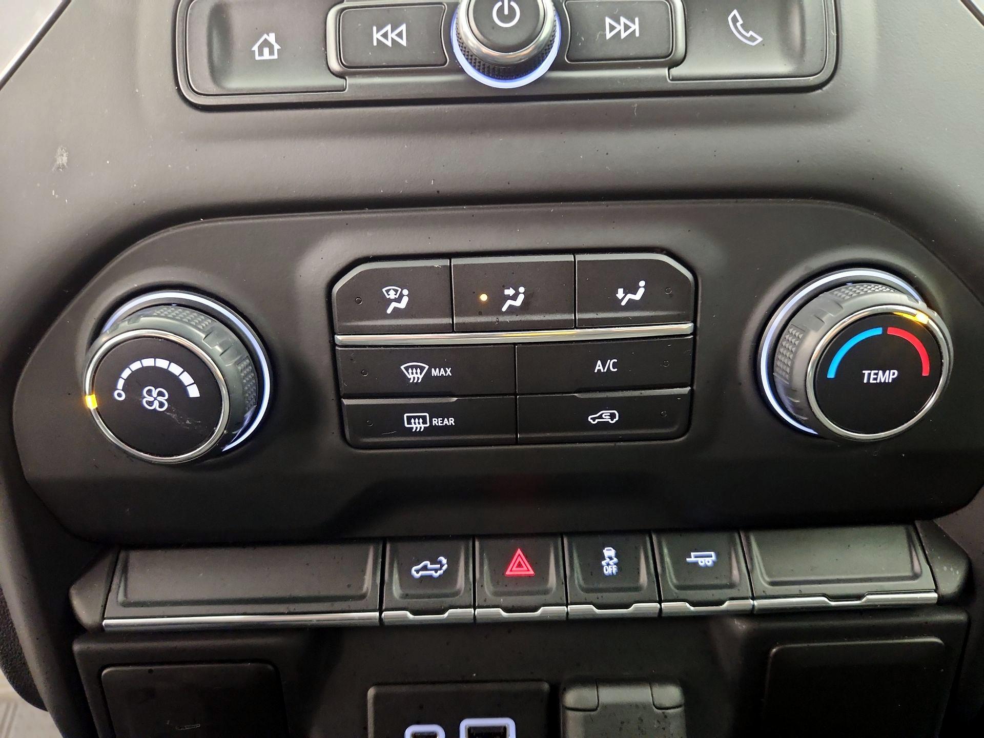 Thumbnail: 2021 Chevrolet Silverado 1500 - 16