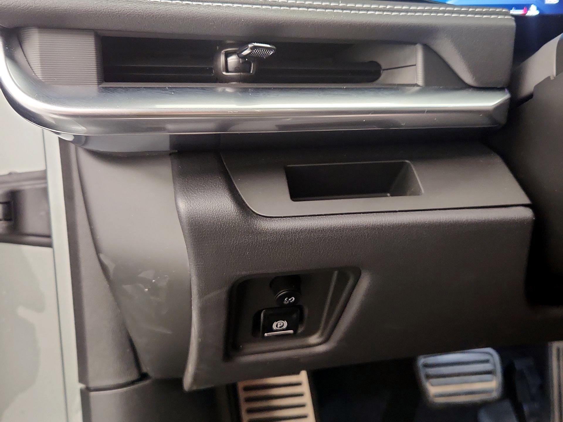 Thumbnail: 2024 Chevrolet Corvette - 13