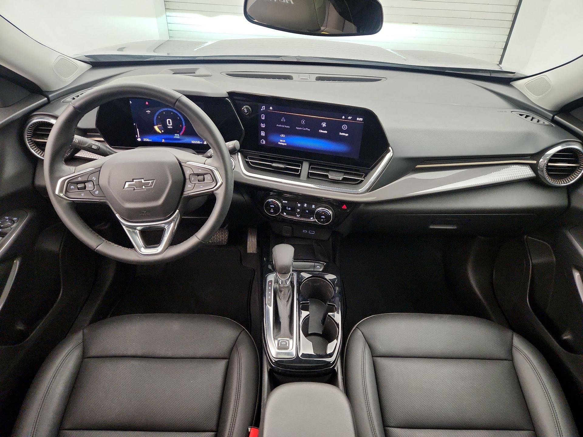 Thumbnail: 2025 Chevrolet Trax - 9