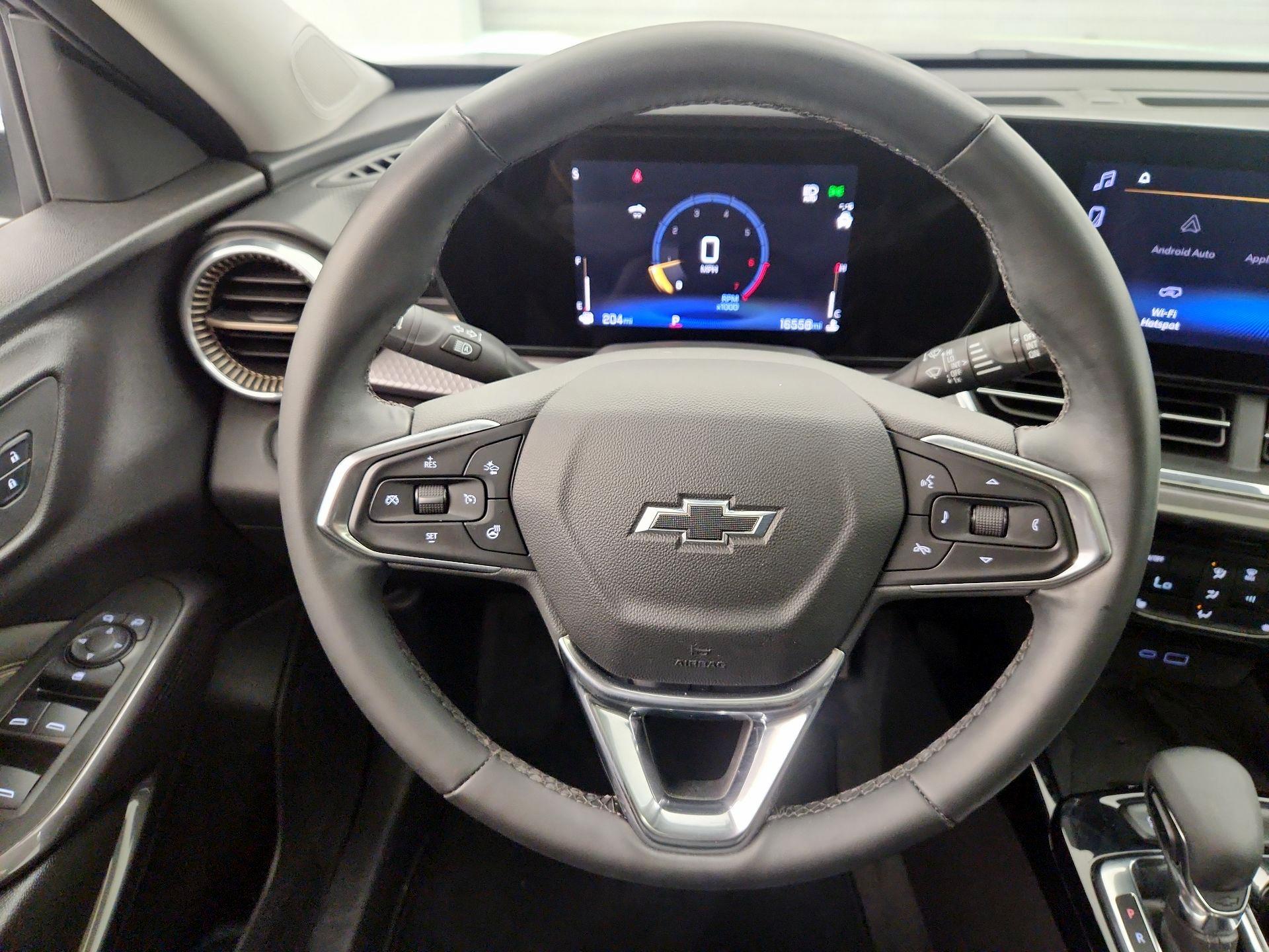 Thumbnail: 2025 Chevrolet Trax - 10