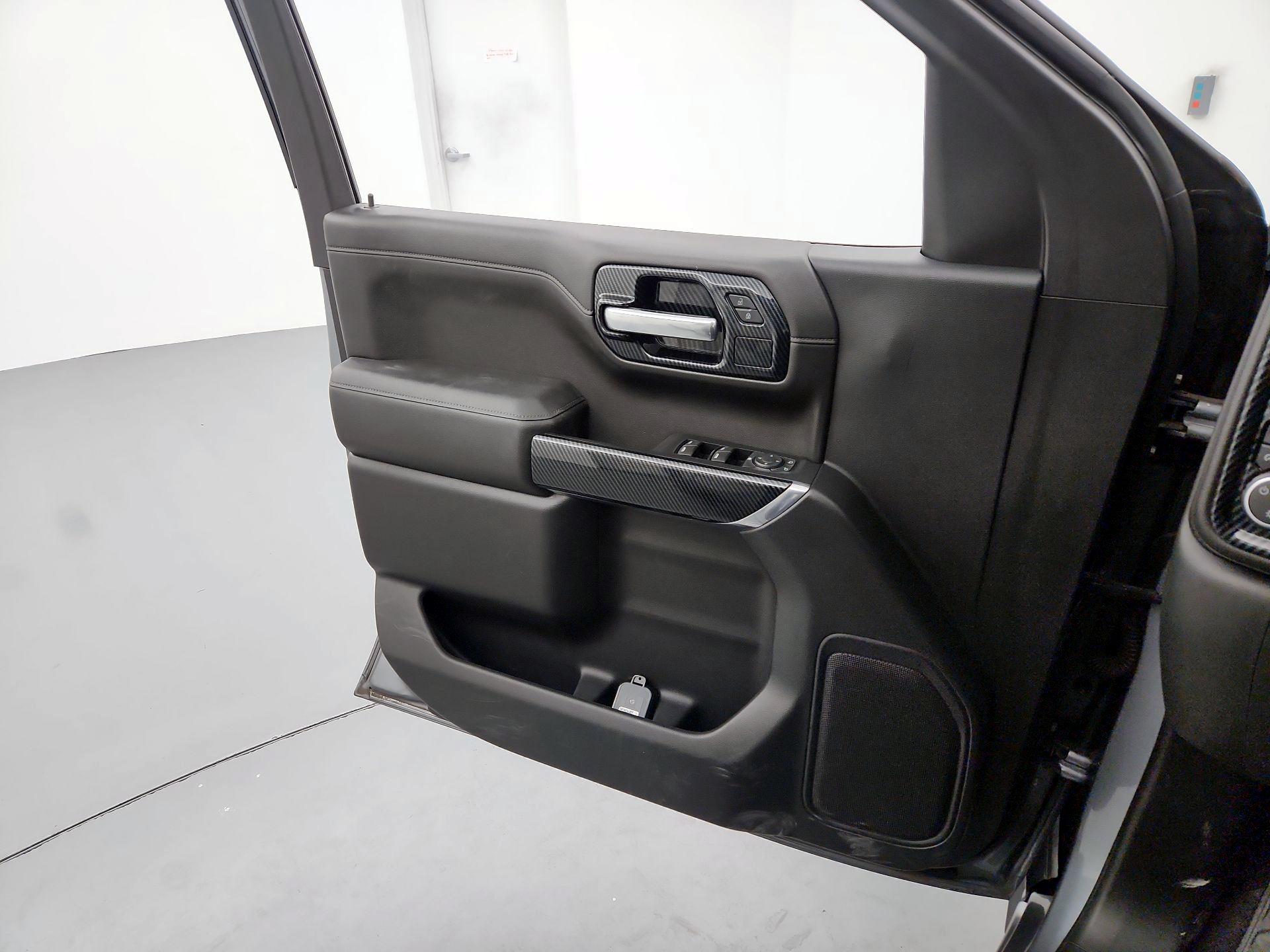 Thumbnail: 2019 Chevrolet Silverado 1500 - 12