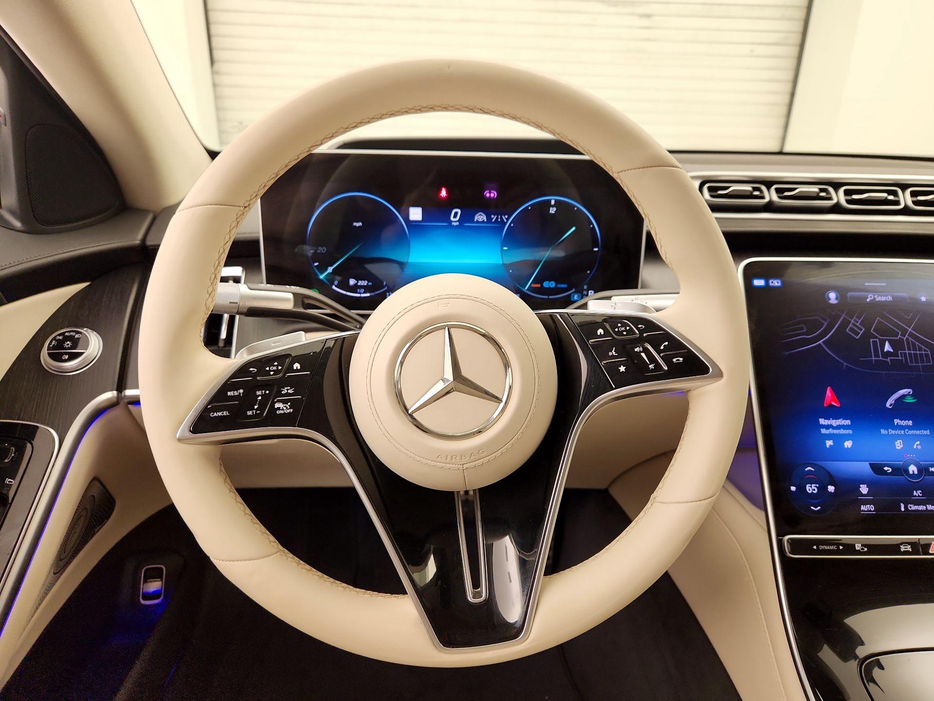 Thumbnail: 2022 Mercedes-Benz S-Class - 10