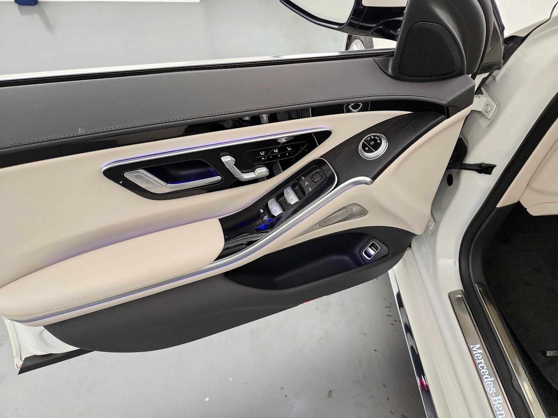 Thumbnail: 2022 Mercedes-Benz S-Class - 12