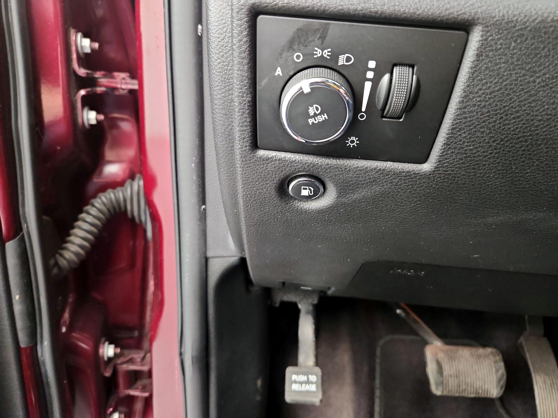 Thumbnail: 2017 Jeep Grand Cherokee - 13