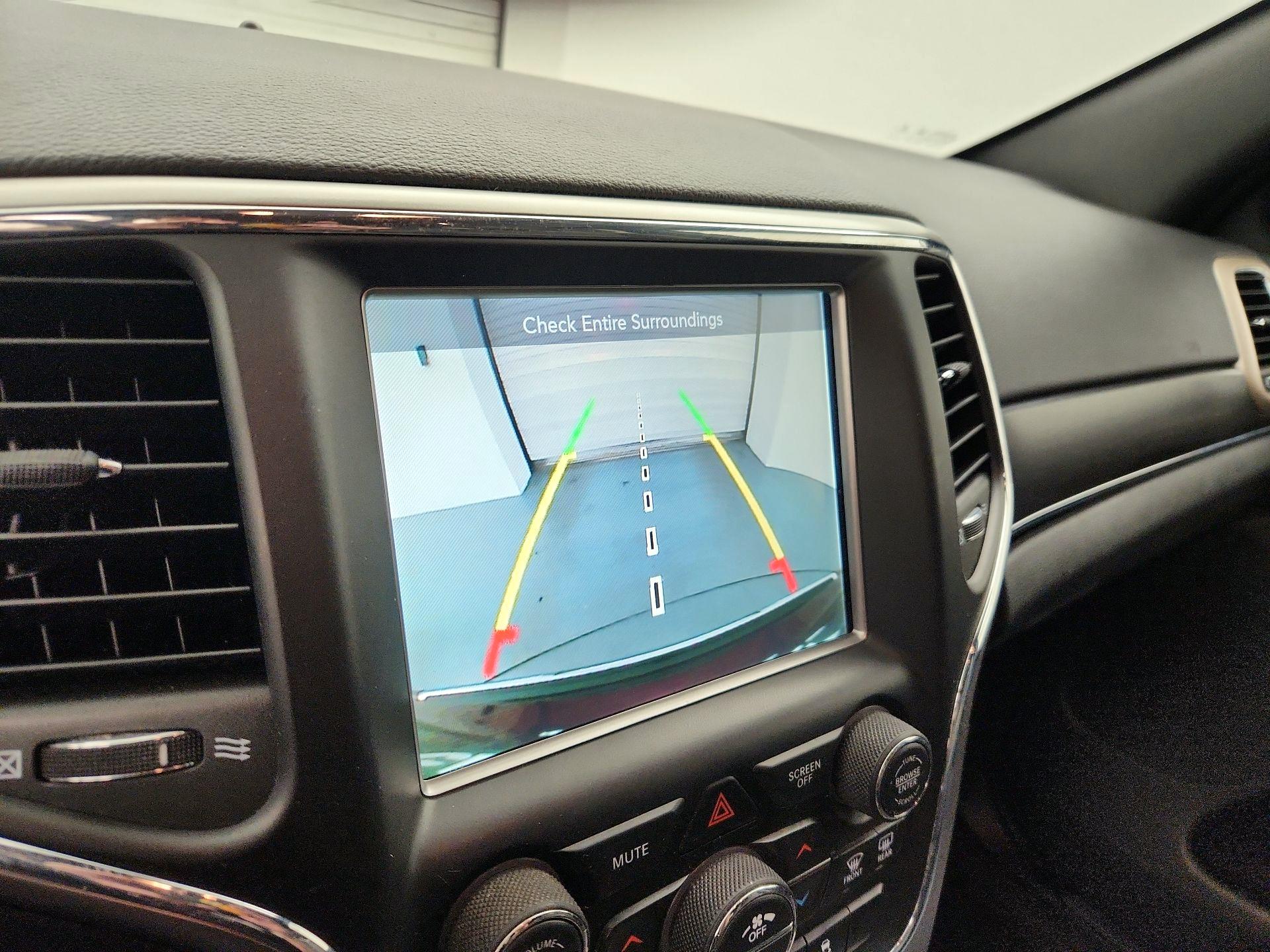 Thumbnail: 2017 Jeep Grand Cherokee - 14