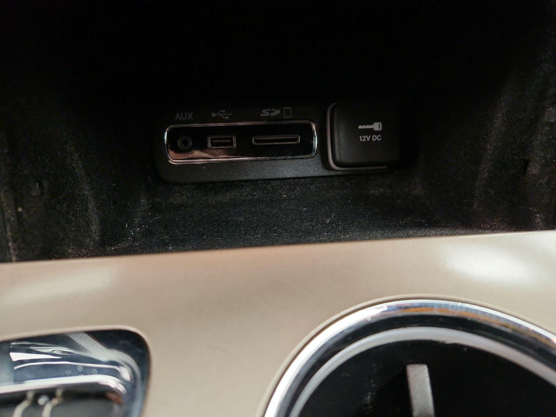 Thumbnail: 2017 Jeep Grand Cherokee - 18